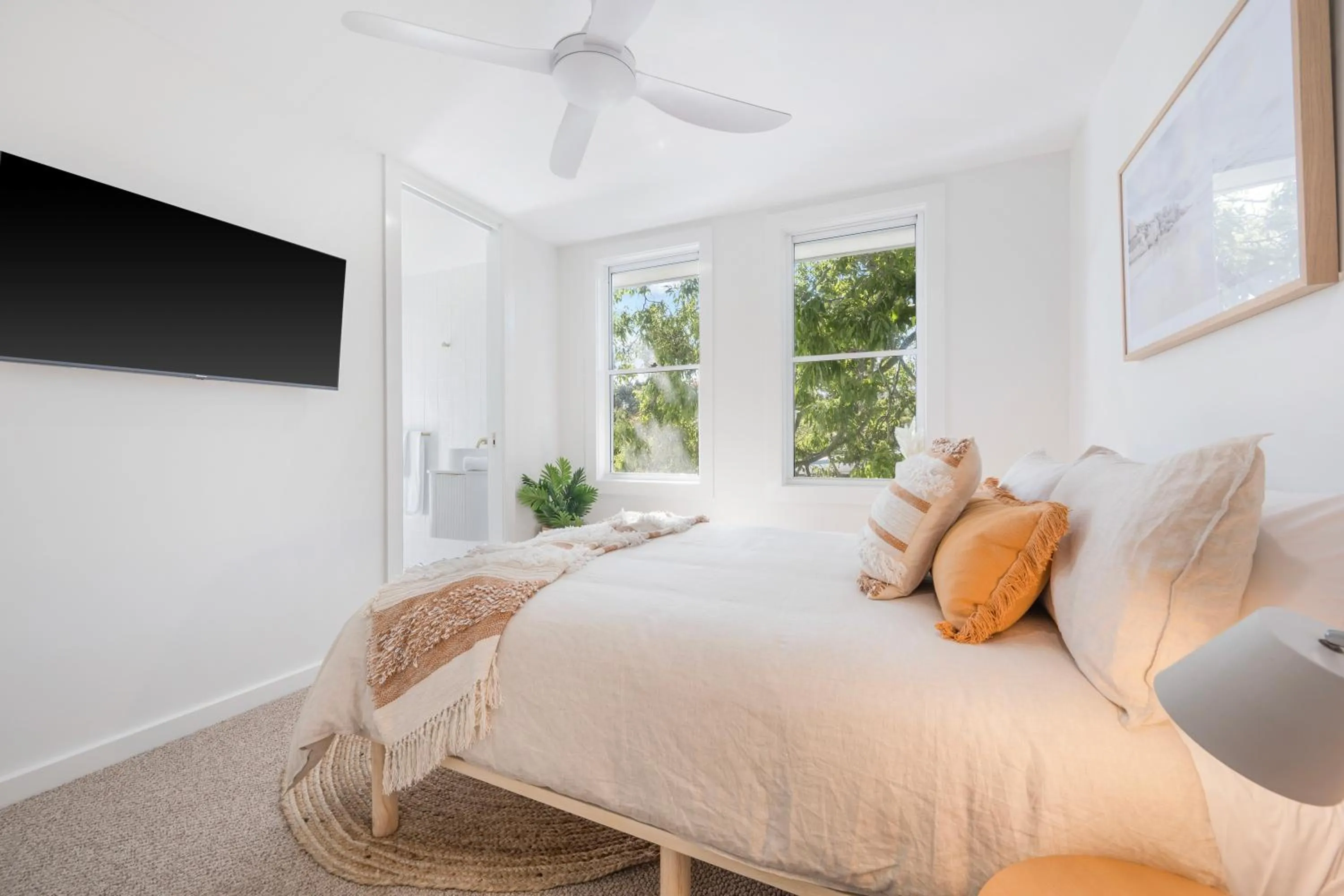 Bed in The Med Crescent Head