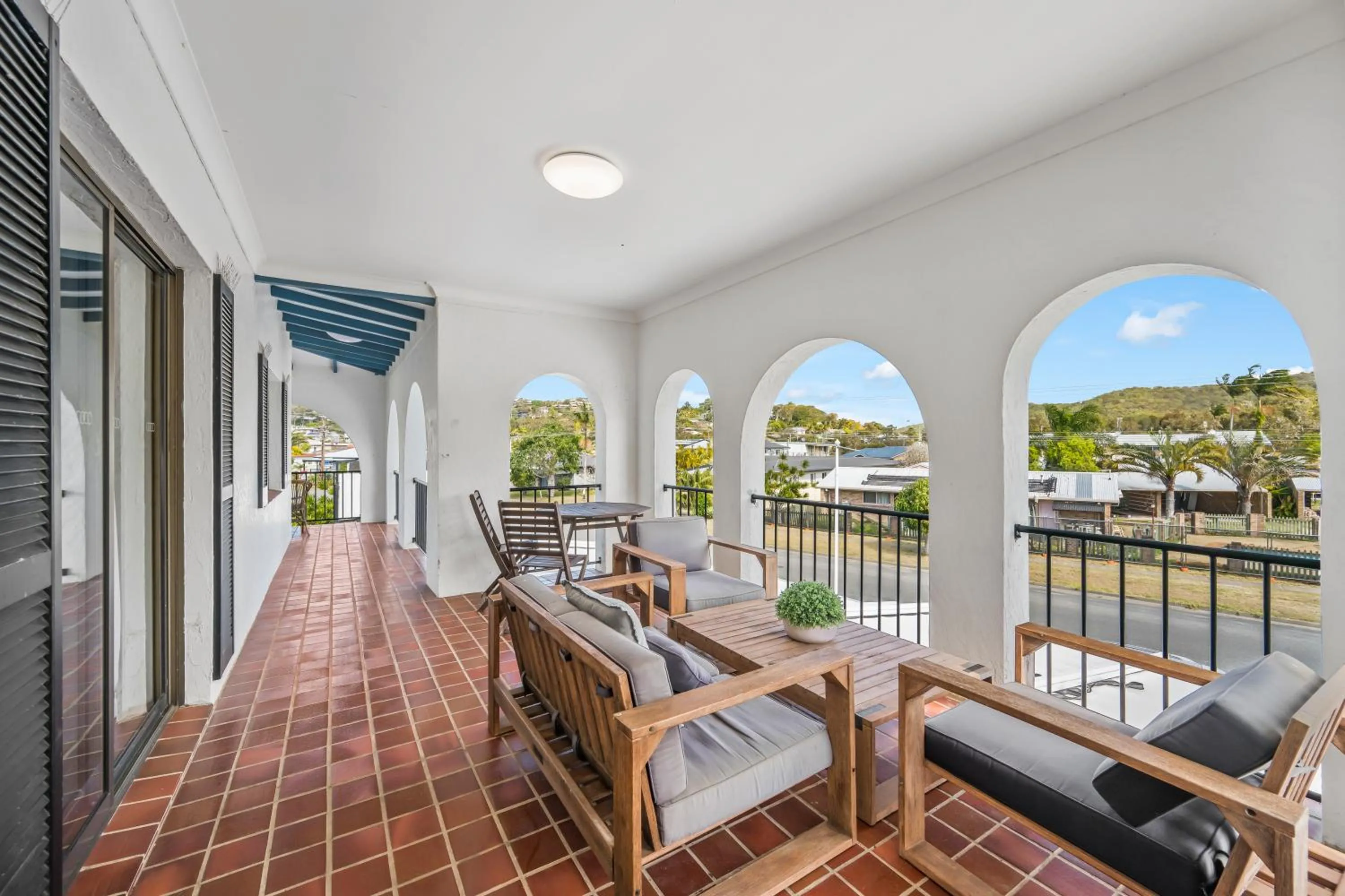 The Med Crescent Head