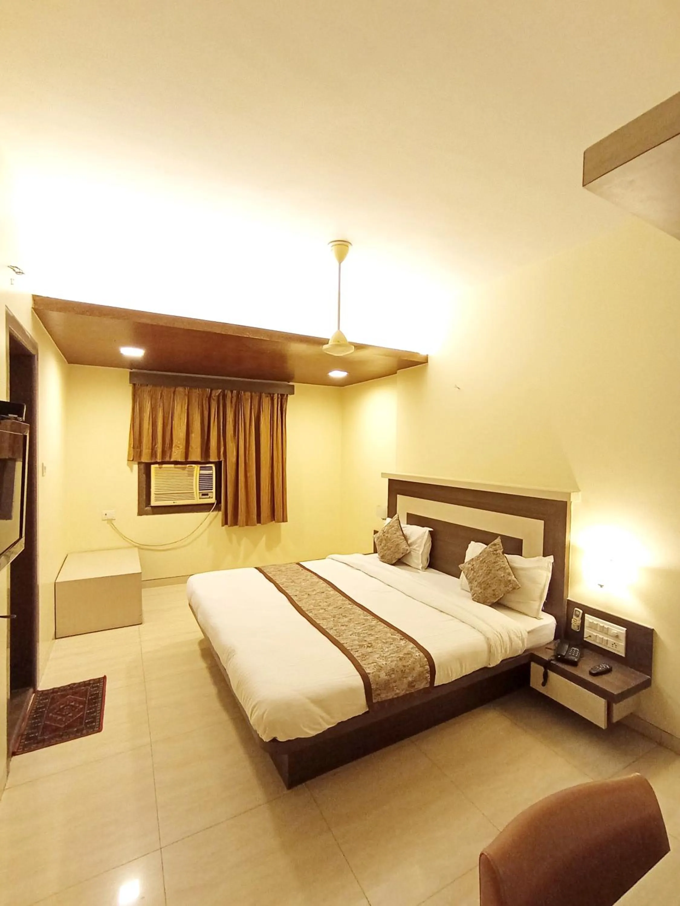 Bed in Hotel Vaikunth By Adamo