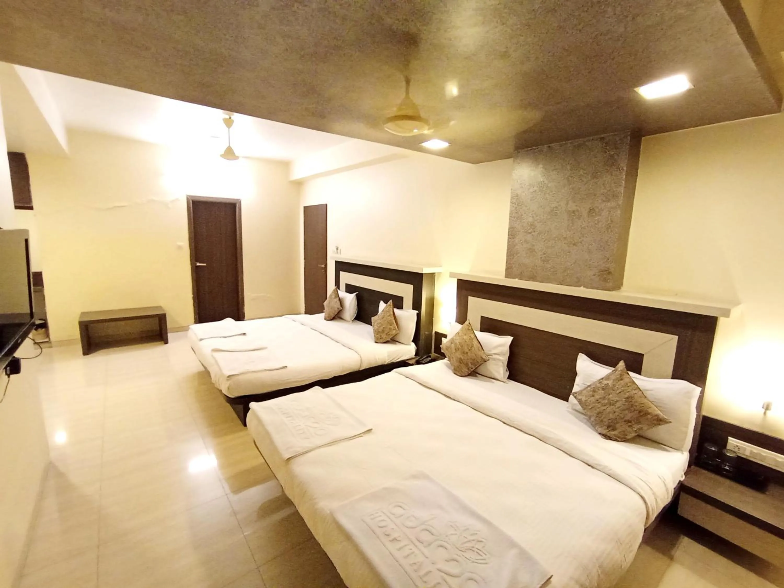 Bed in Hotel Vaikunth By Adamo