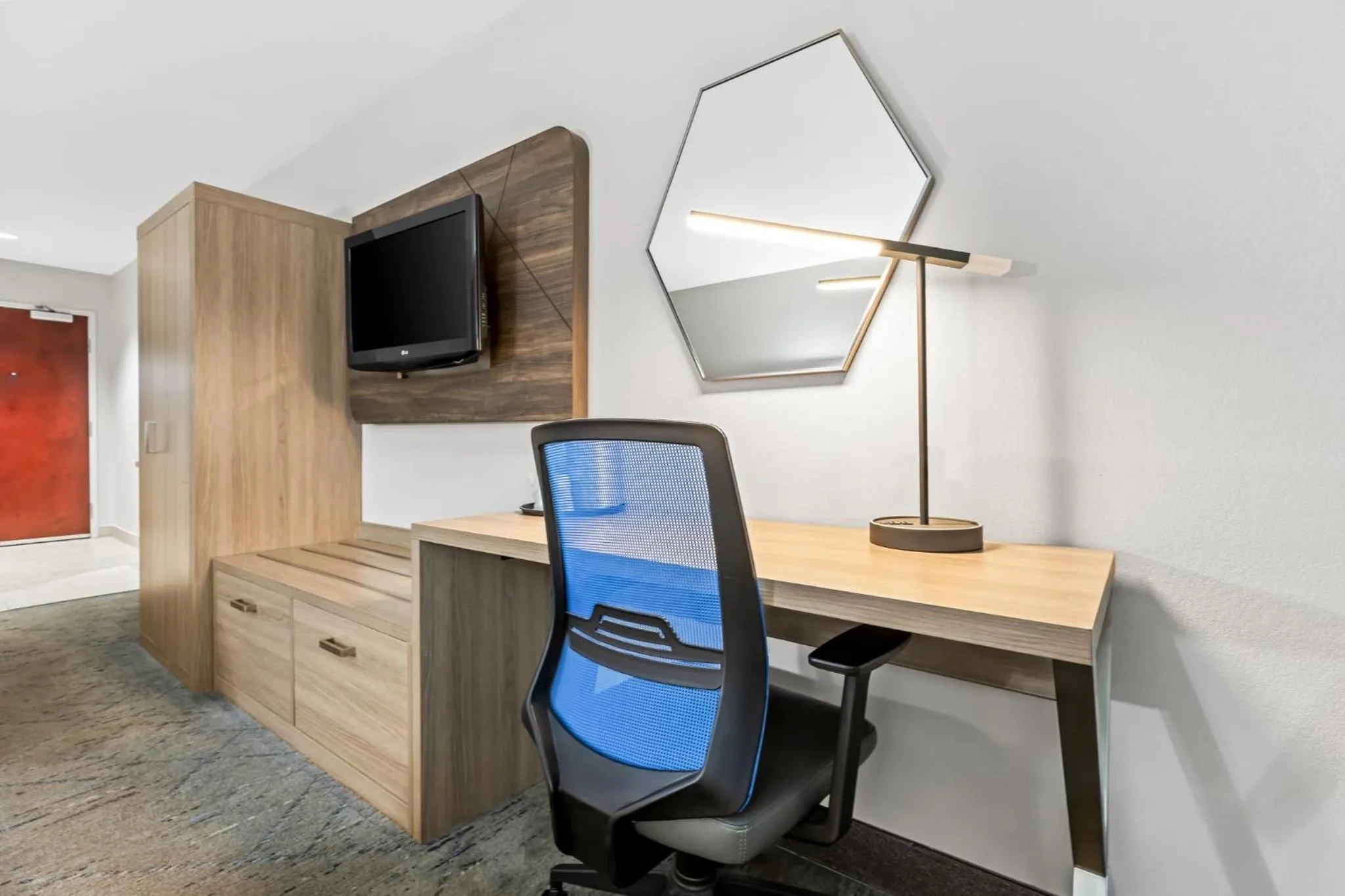 Photo of the whole room in Holiday Inn Express Florence Northeast by IHG