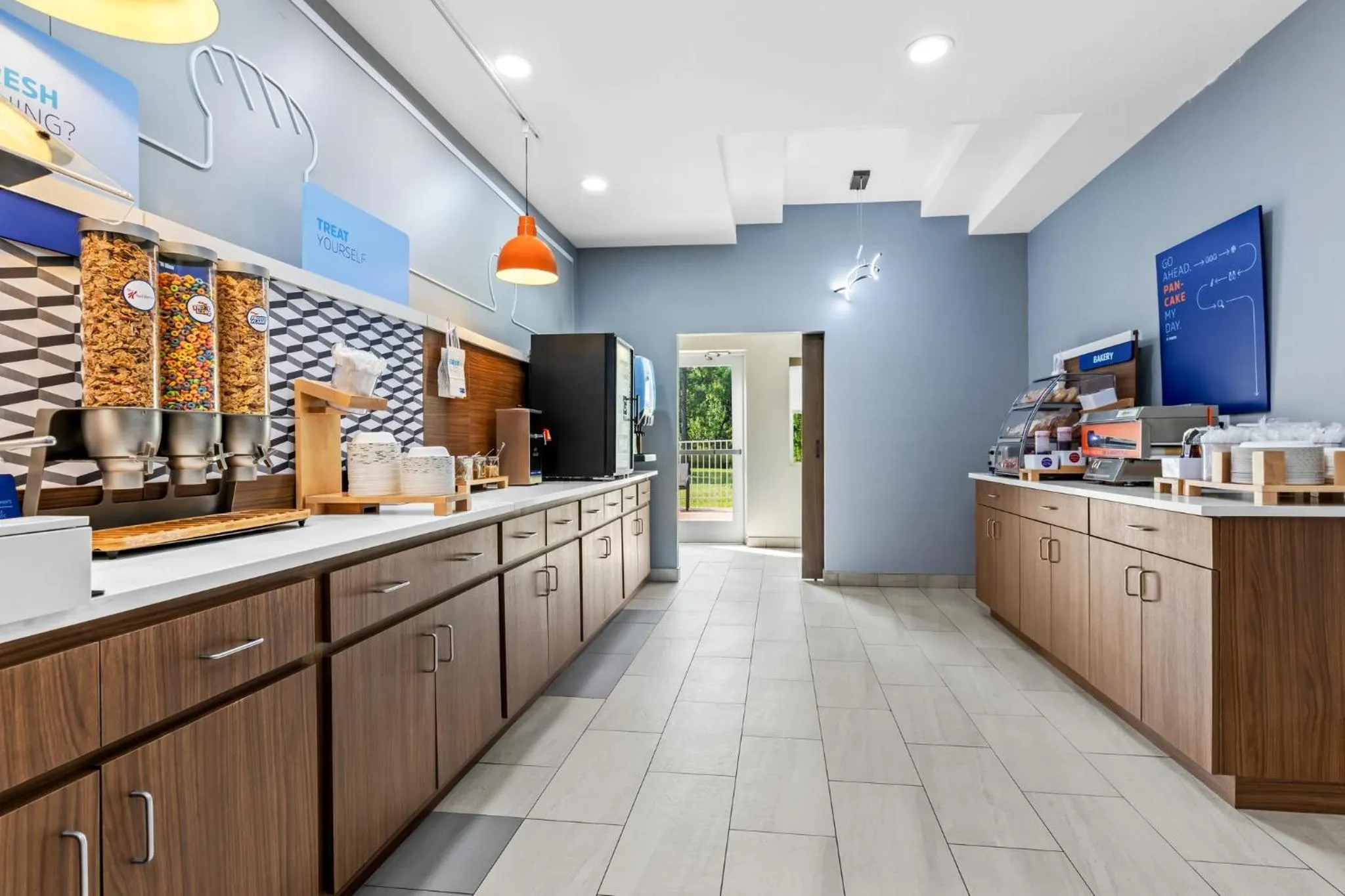 Breakfast in Holiday Inn Express Florence Northeast by IHG