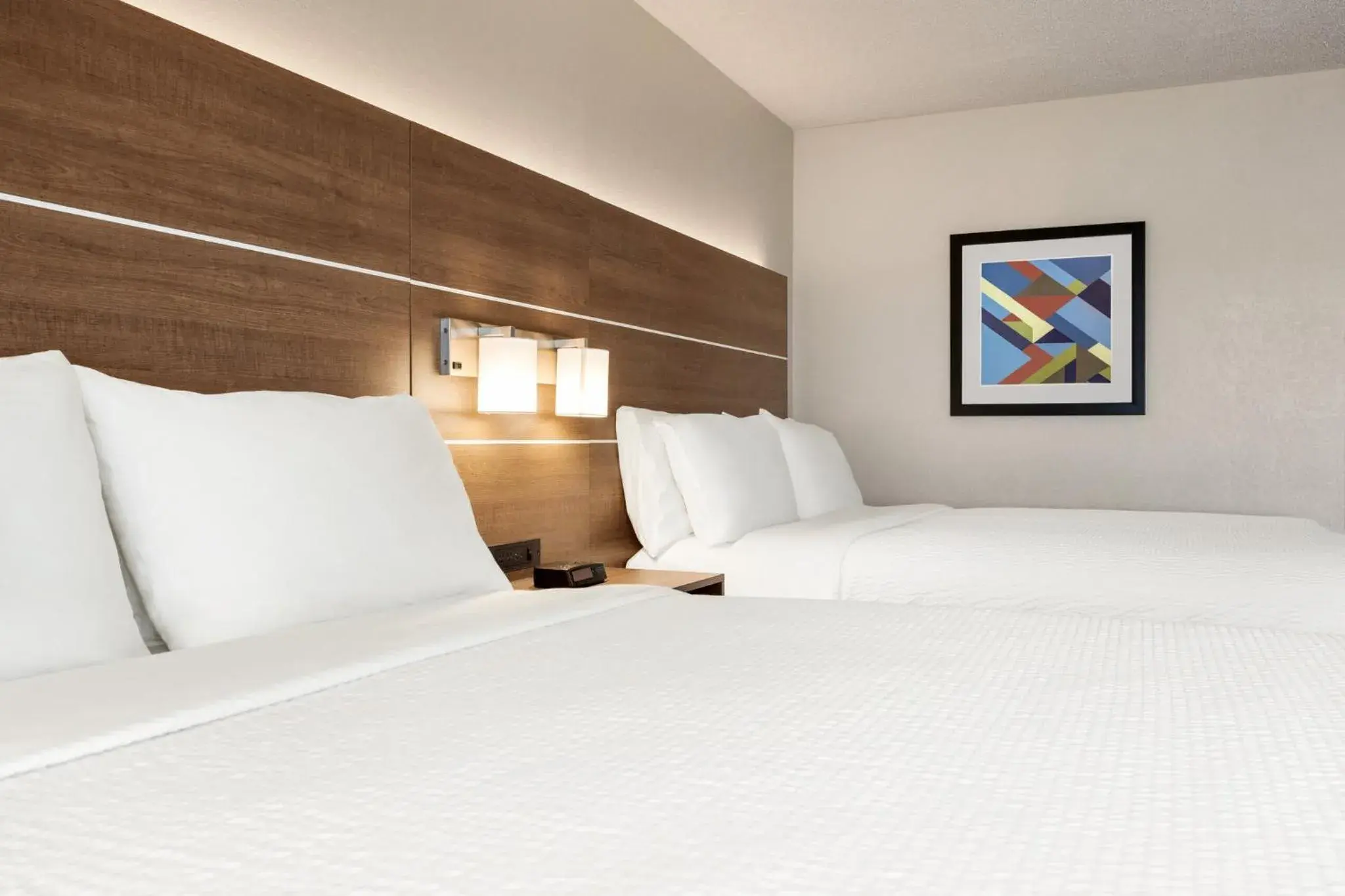 Double Room with Two Double Beds - Hearing Accessible/Non-Smoking in Holiday Inn Express Hotel & Suites Anniston/Oxford by IHG Double Room with Two Double Beds - Hearing Accessible/Non-Smoking in Holiday Inn Express Hotel & Suites Anniston/Oxford by IHG