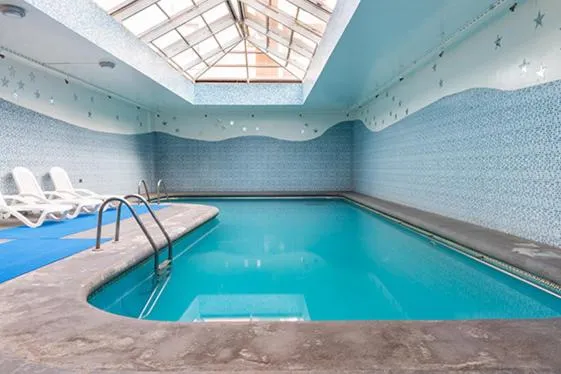 Swimming pool in MR Apart Providencia (ex Apart Neruda)