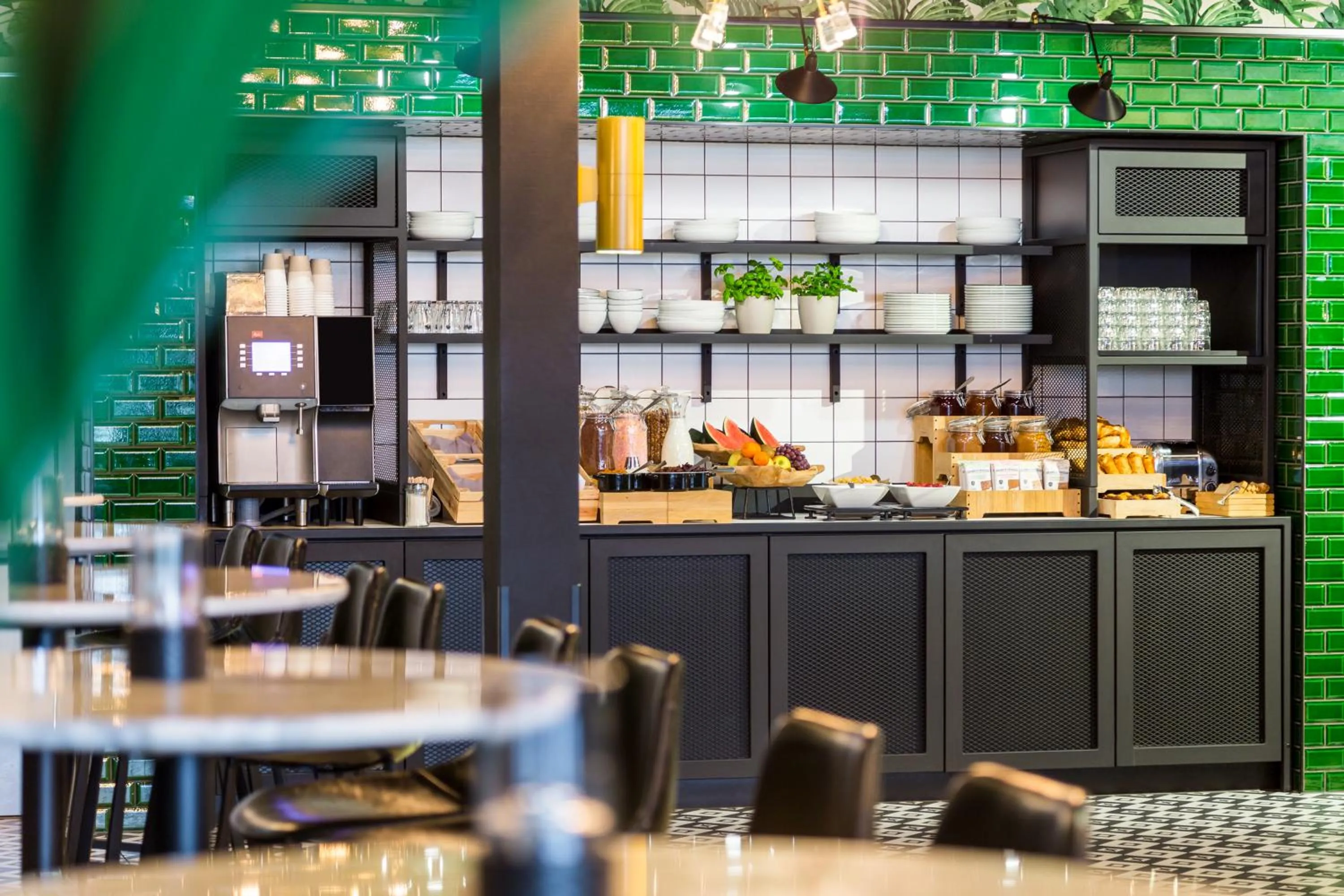 Breakfast in ibis Styles Amsterdam Airport