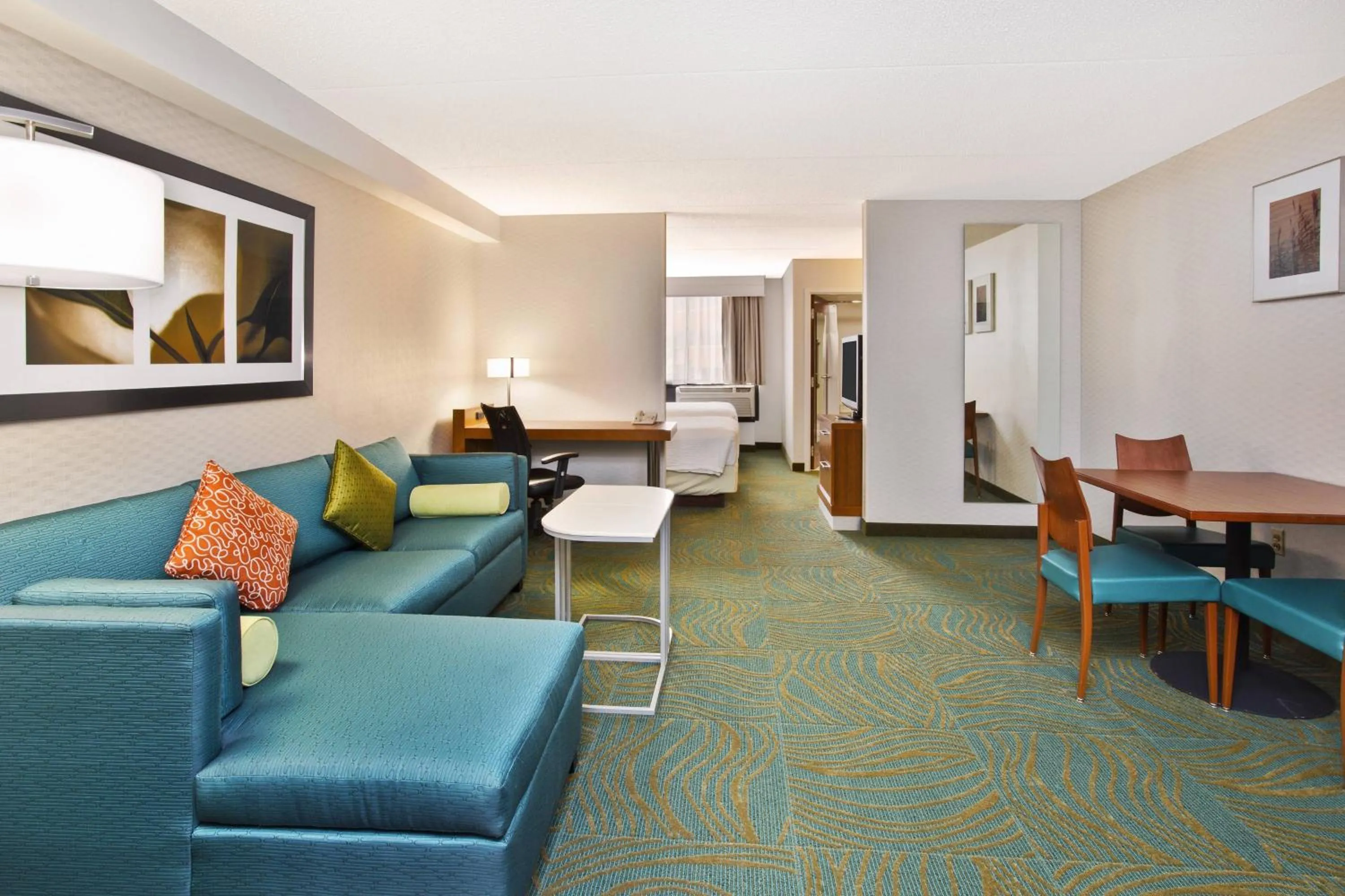 Living room in SpringHill Suites by Marriott Chicago Naperville Warrenville