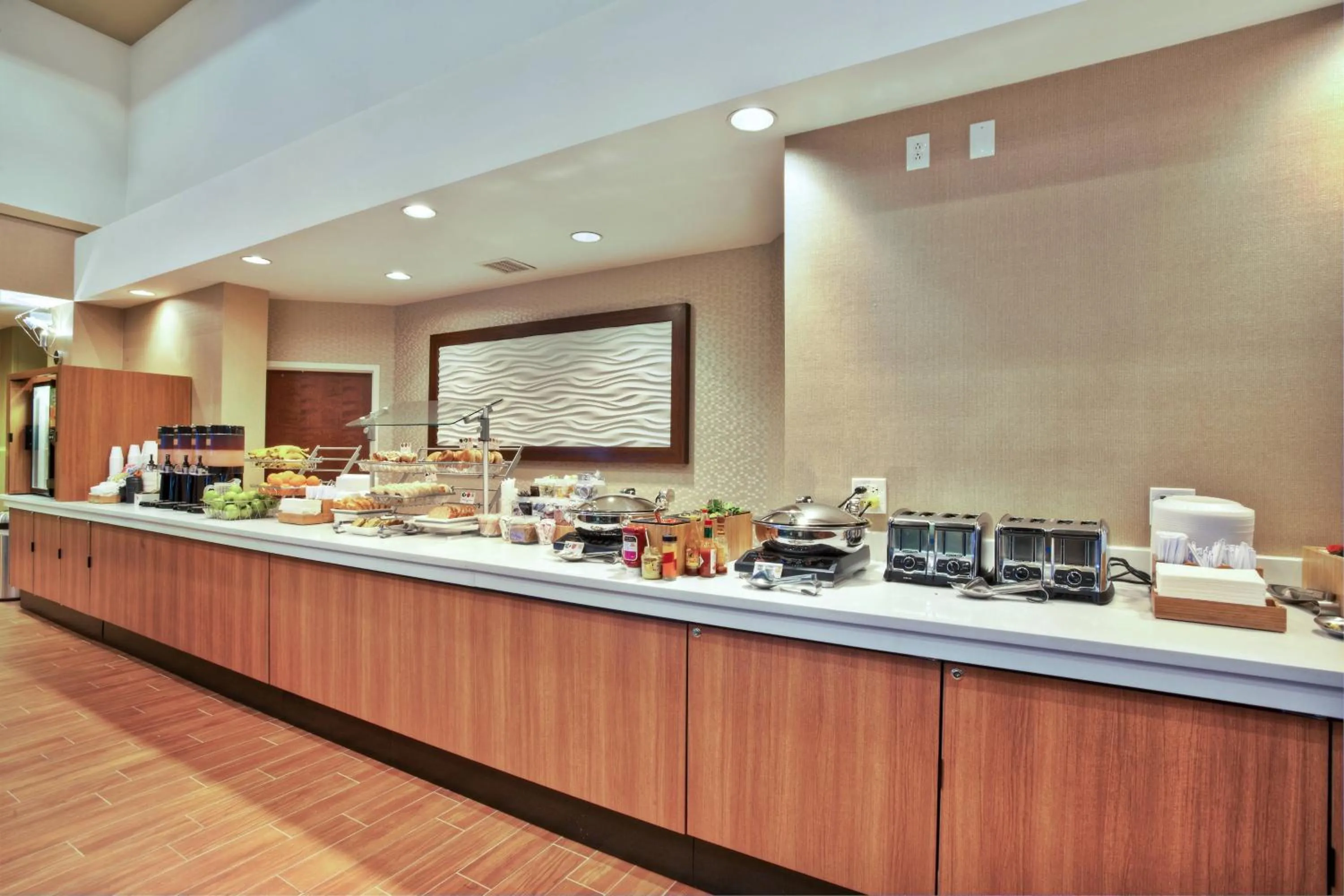 Breakfast in SpringHill Suites by Marriott Chicago Naperville Warrenville