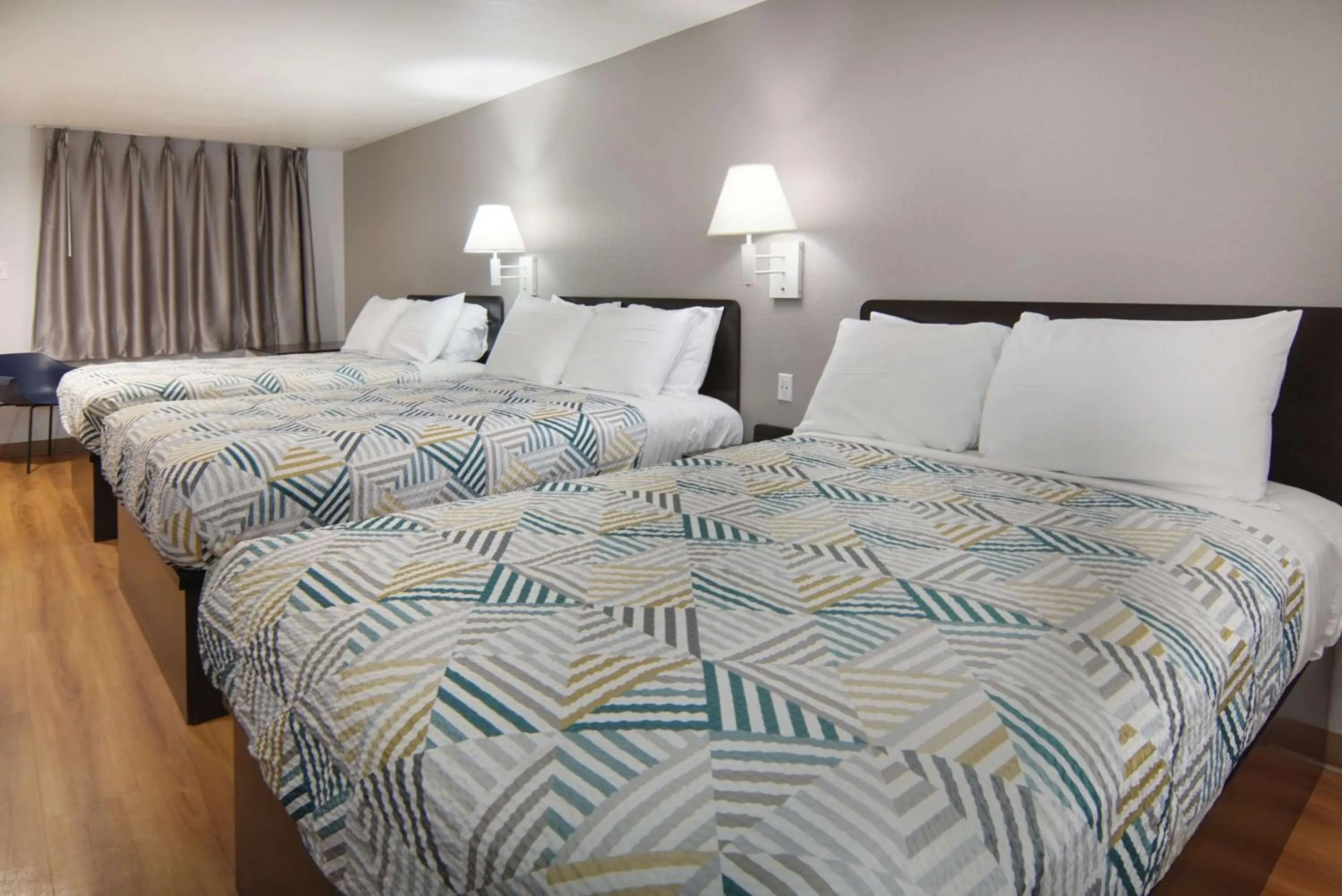 Bedroom, Bed in Motel 6-Lancaster, TX - DeSoto - Lancaster