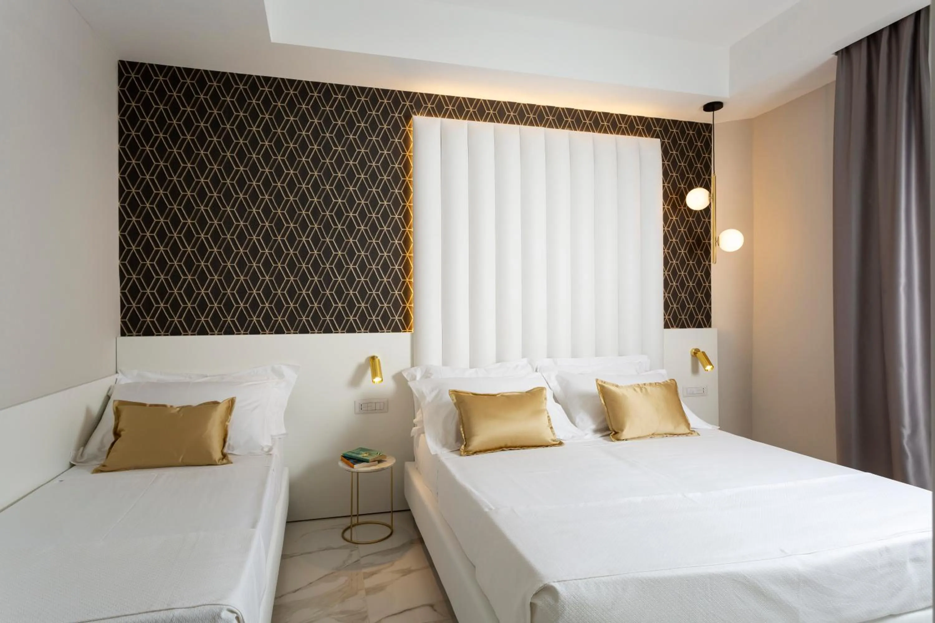 Bed in Hotel Cenisio