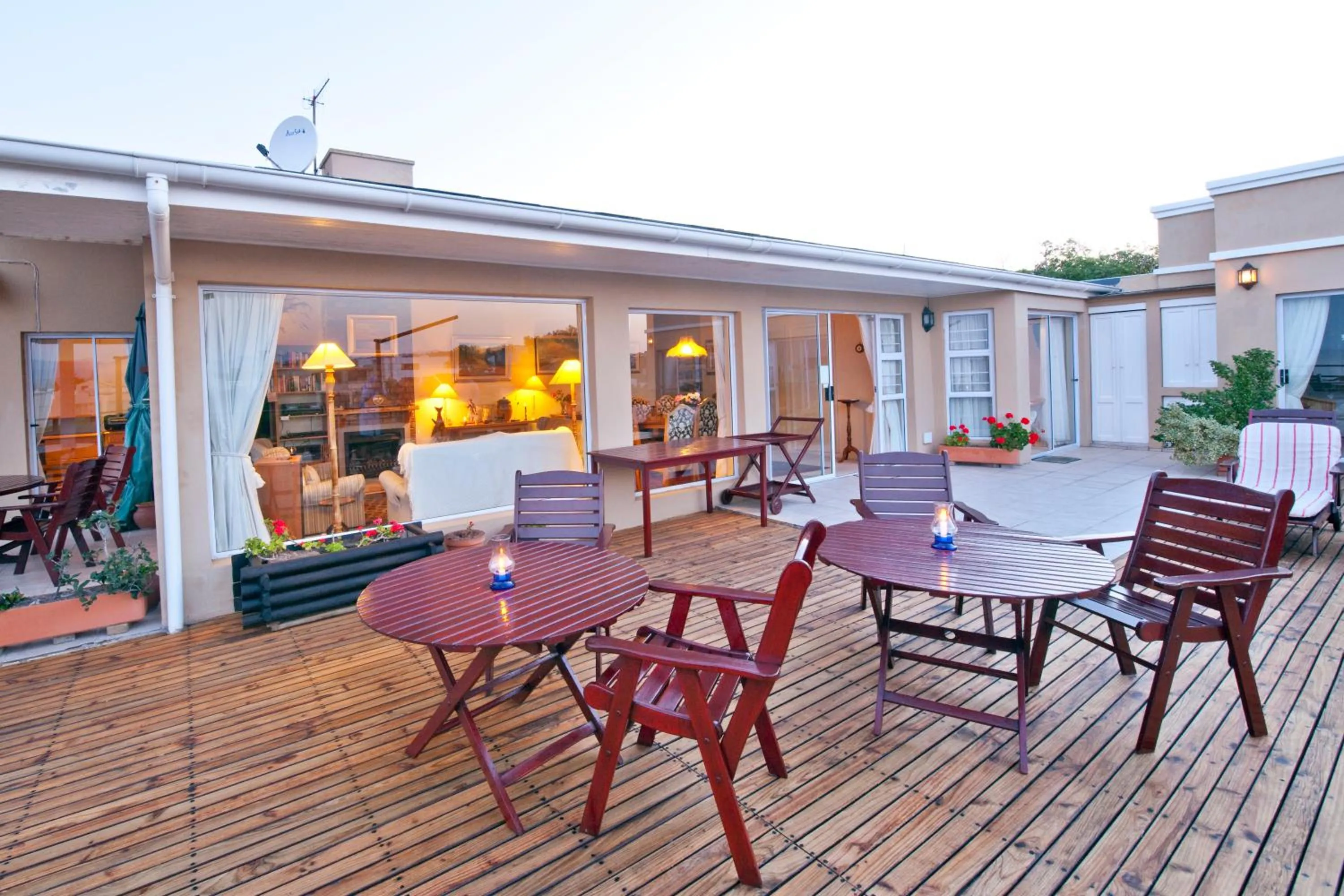 Property building in Dolphins' Playground Beachfront B&B