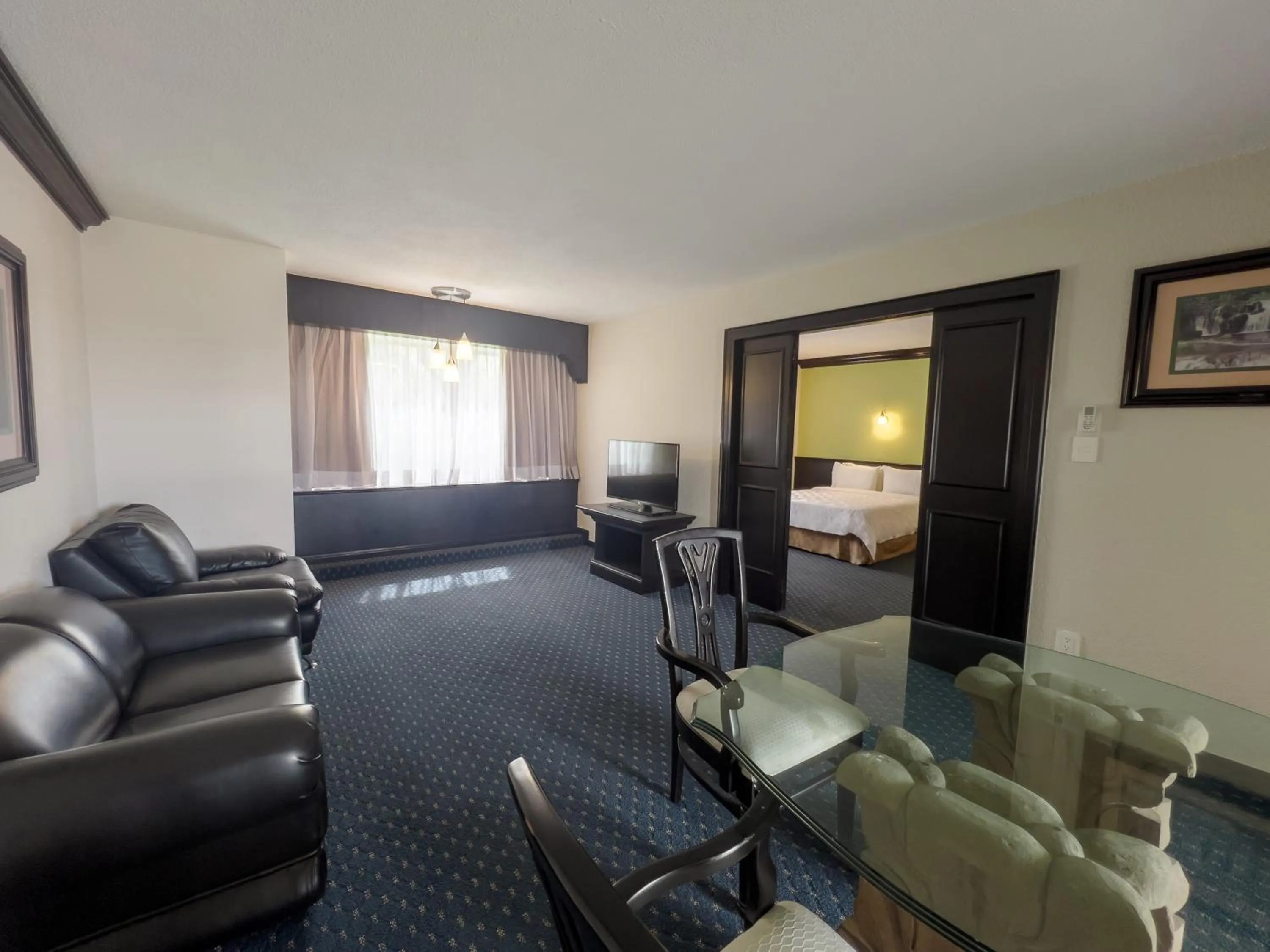 Photo of the whole room in Holiday Inn San Luis Potosi-Quijote by IHG