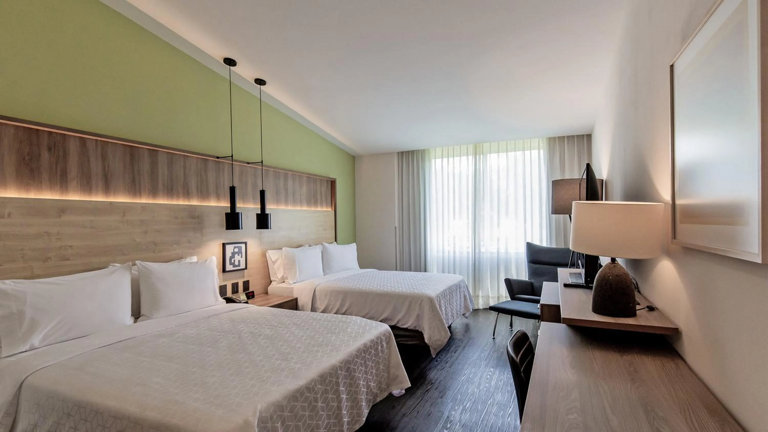 Photo of the whole room, Bed in Holiday Inn San Luis Potosi-Quijote by IHG
