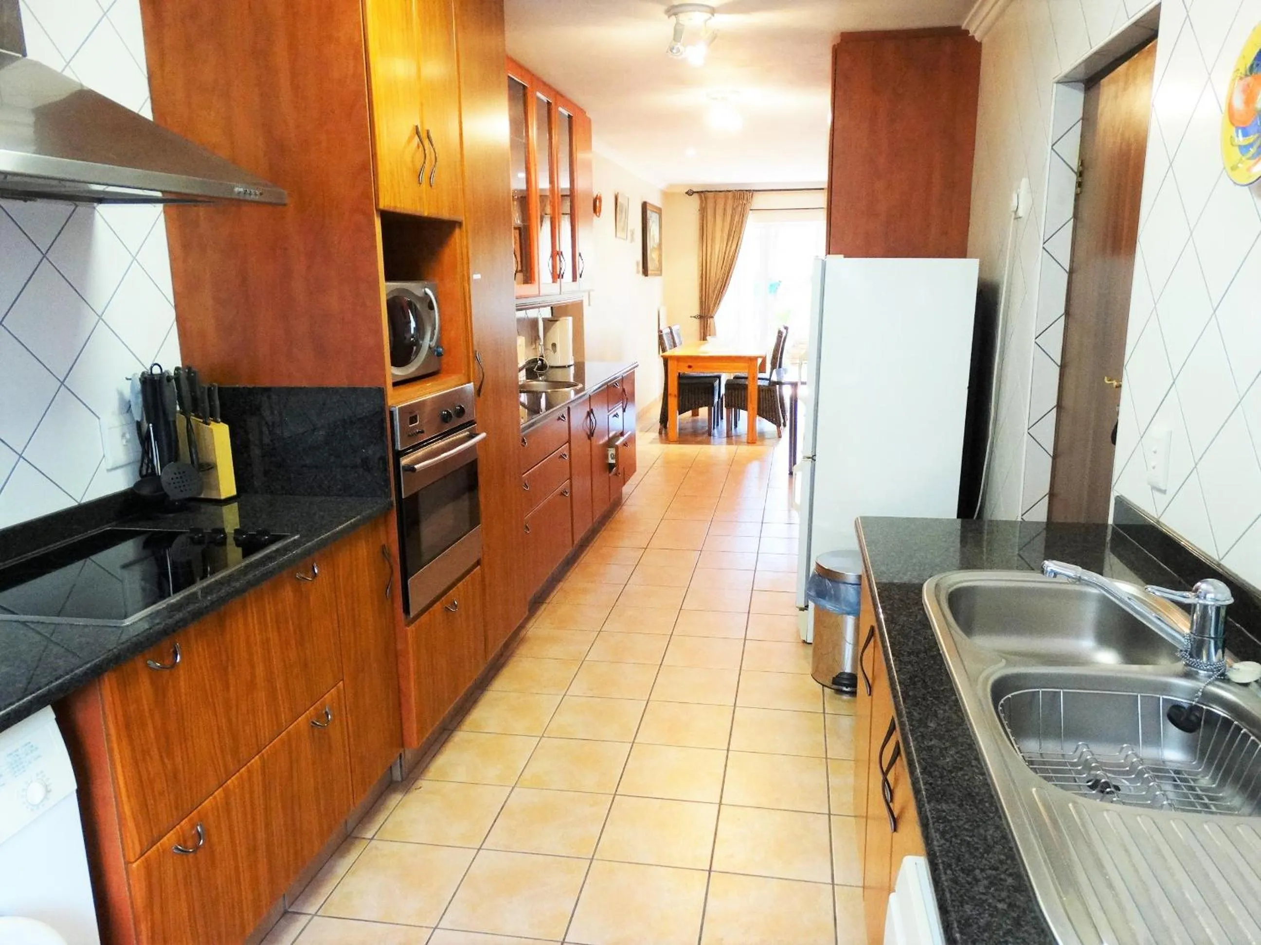 Kitchen or kitchenette in The Monte Carlo