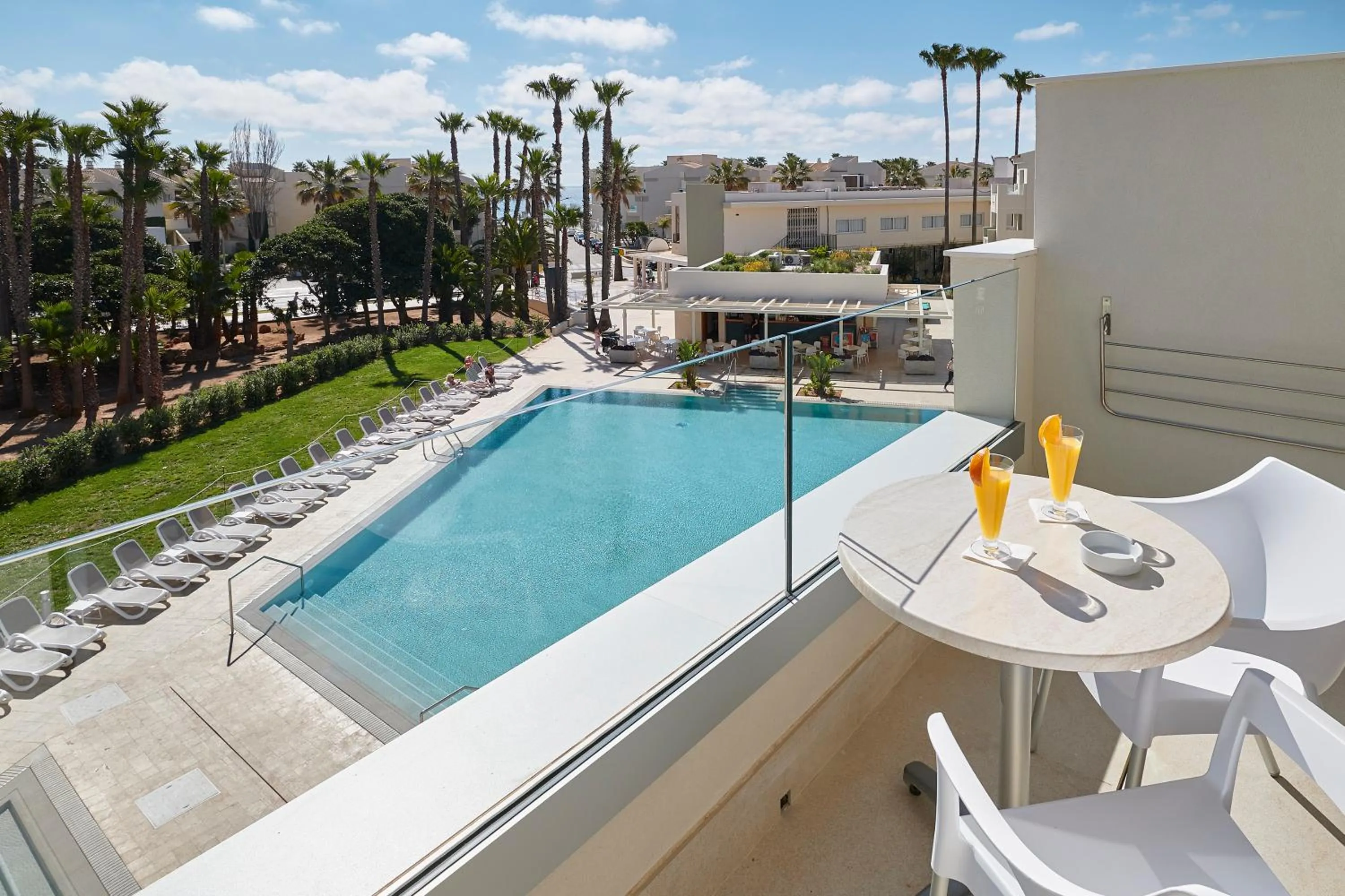Balcony/Terrace in Hipotels Mediterraneo Club