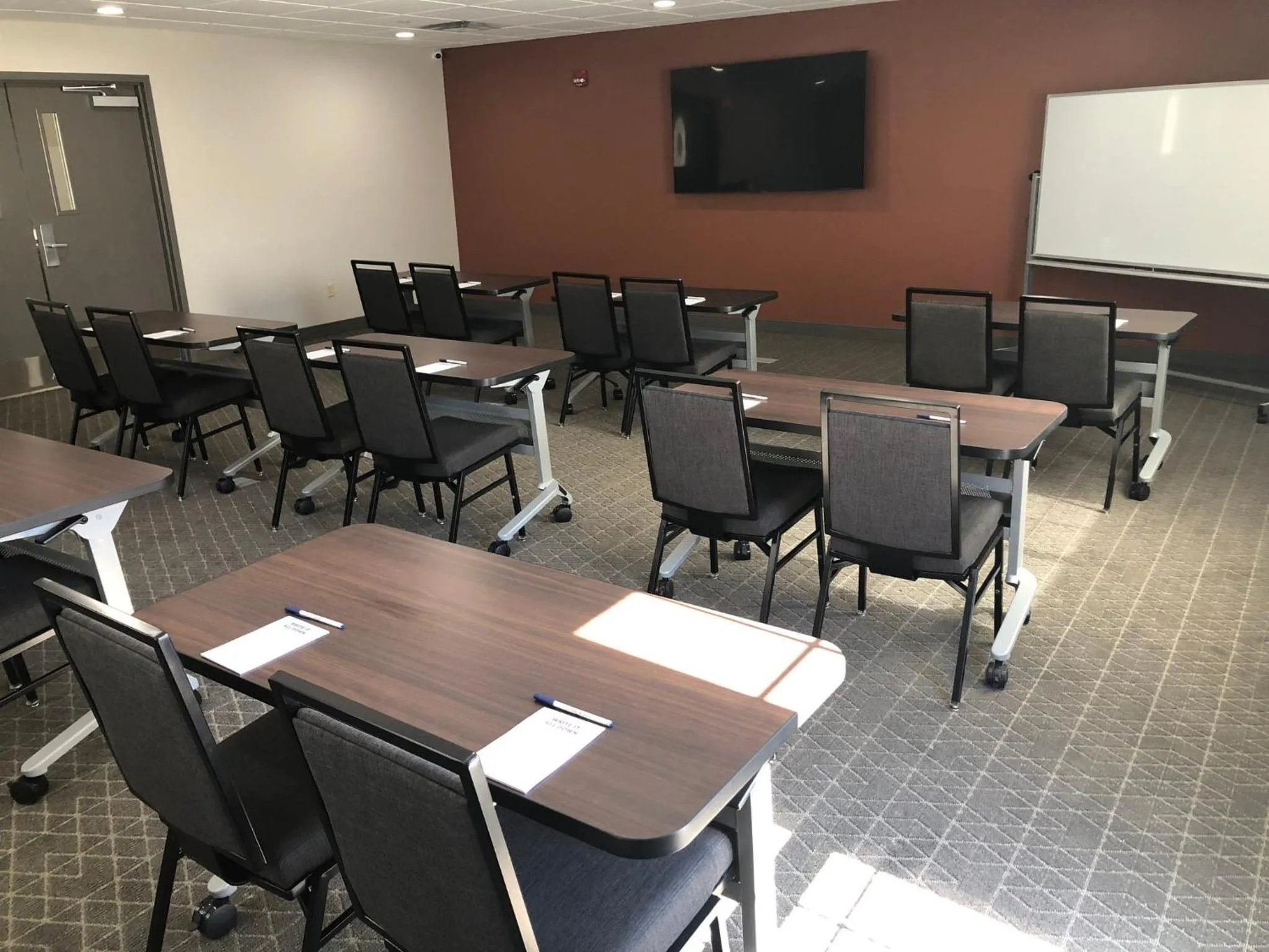 Meeting/conference room in Candlewood Suites Fort Wayne - NW by IHG
