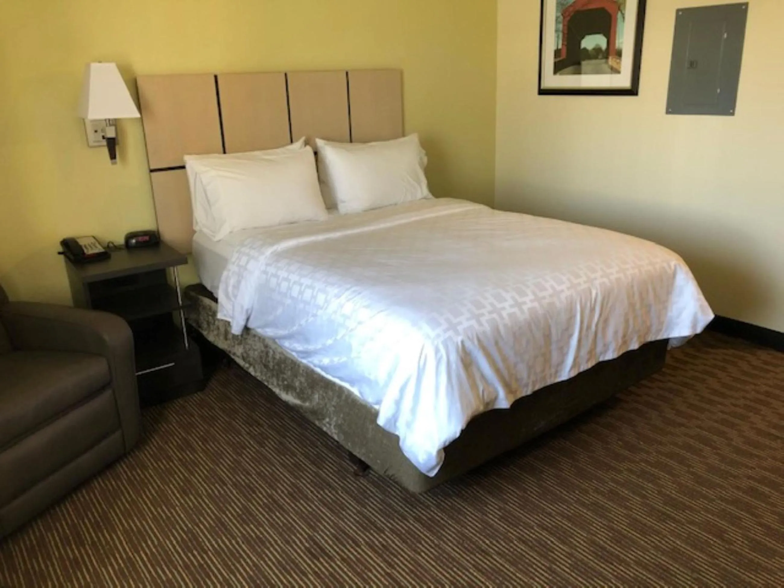 Bed in Candlewood Suites Fort Wayne - NW by IHG