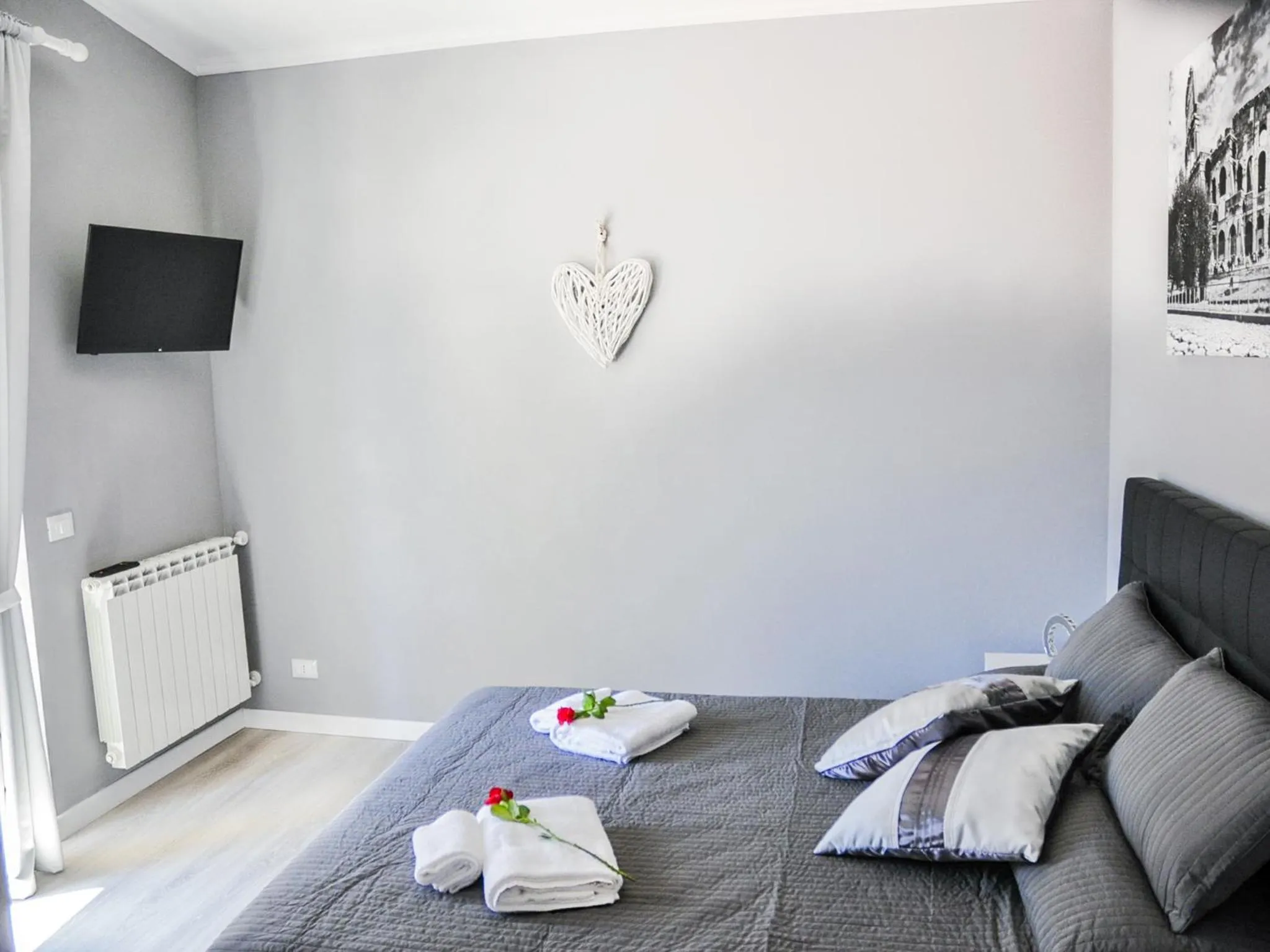 Photo of the whole room, Bed in Villa Erasi