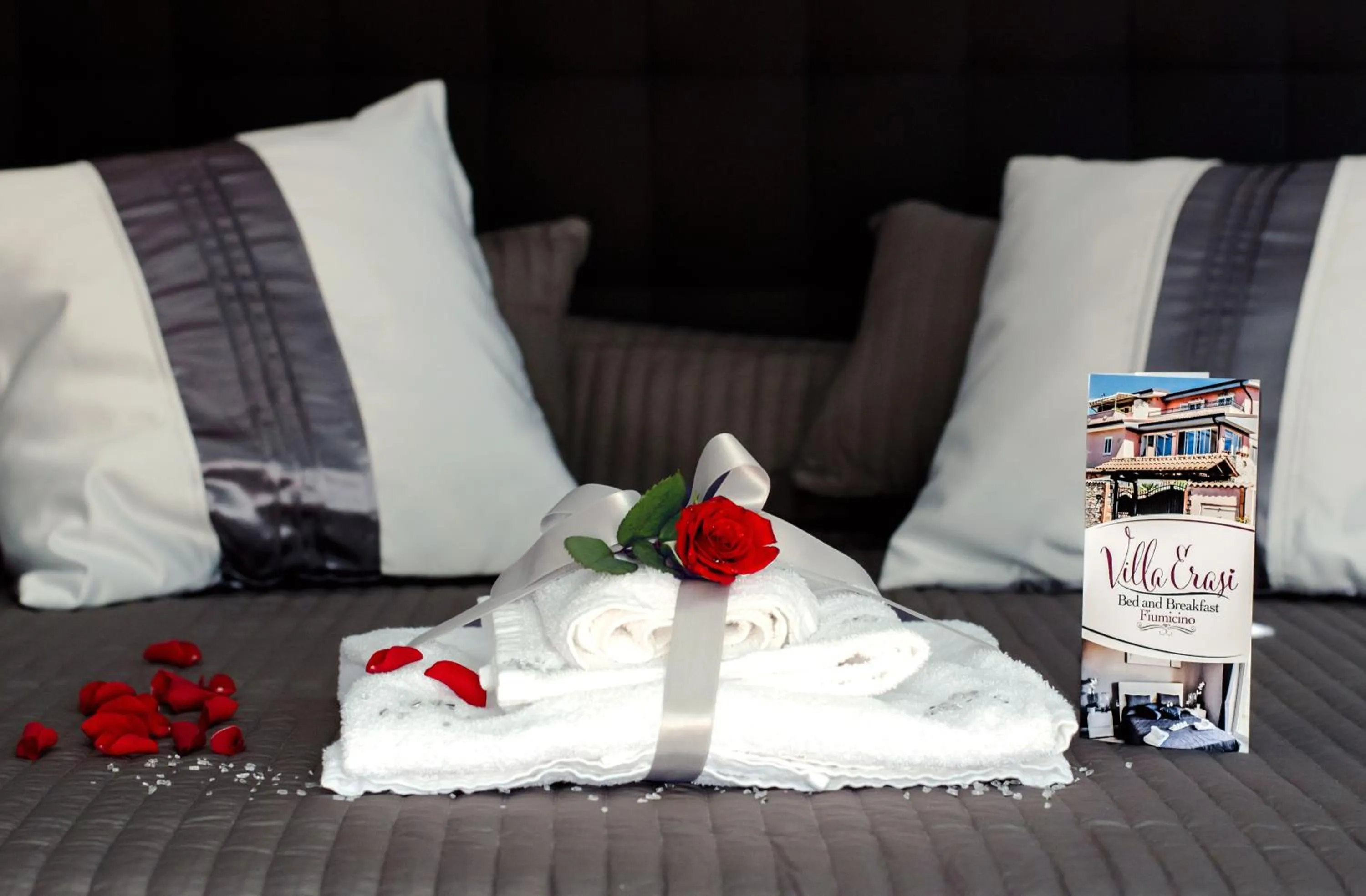 Decorative detail, Bed in Villa Erasi