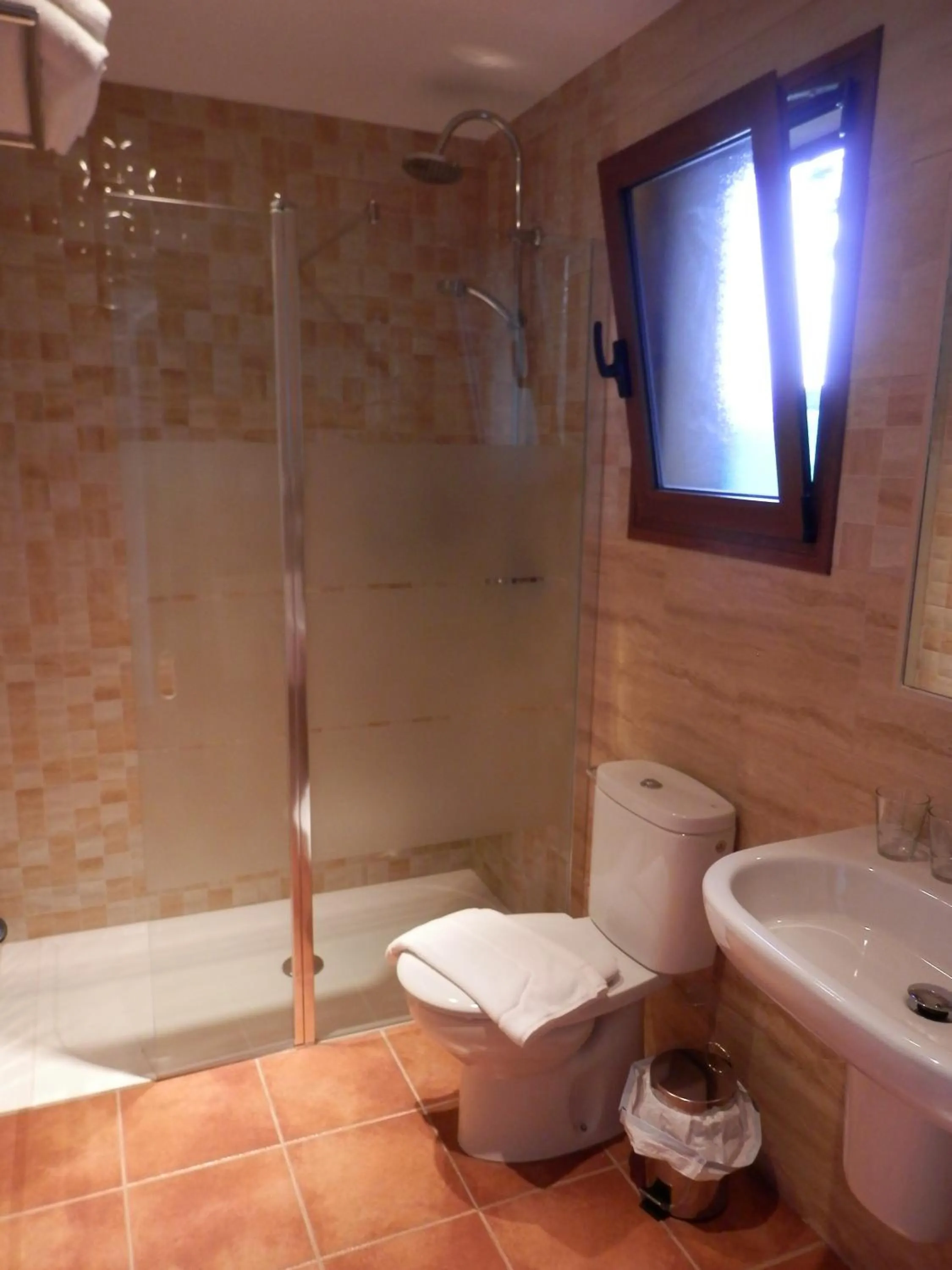 Property building in Alojamiento Mesón el Pozuelo