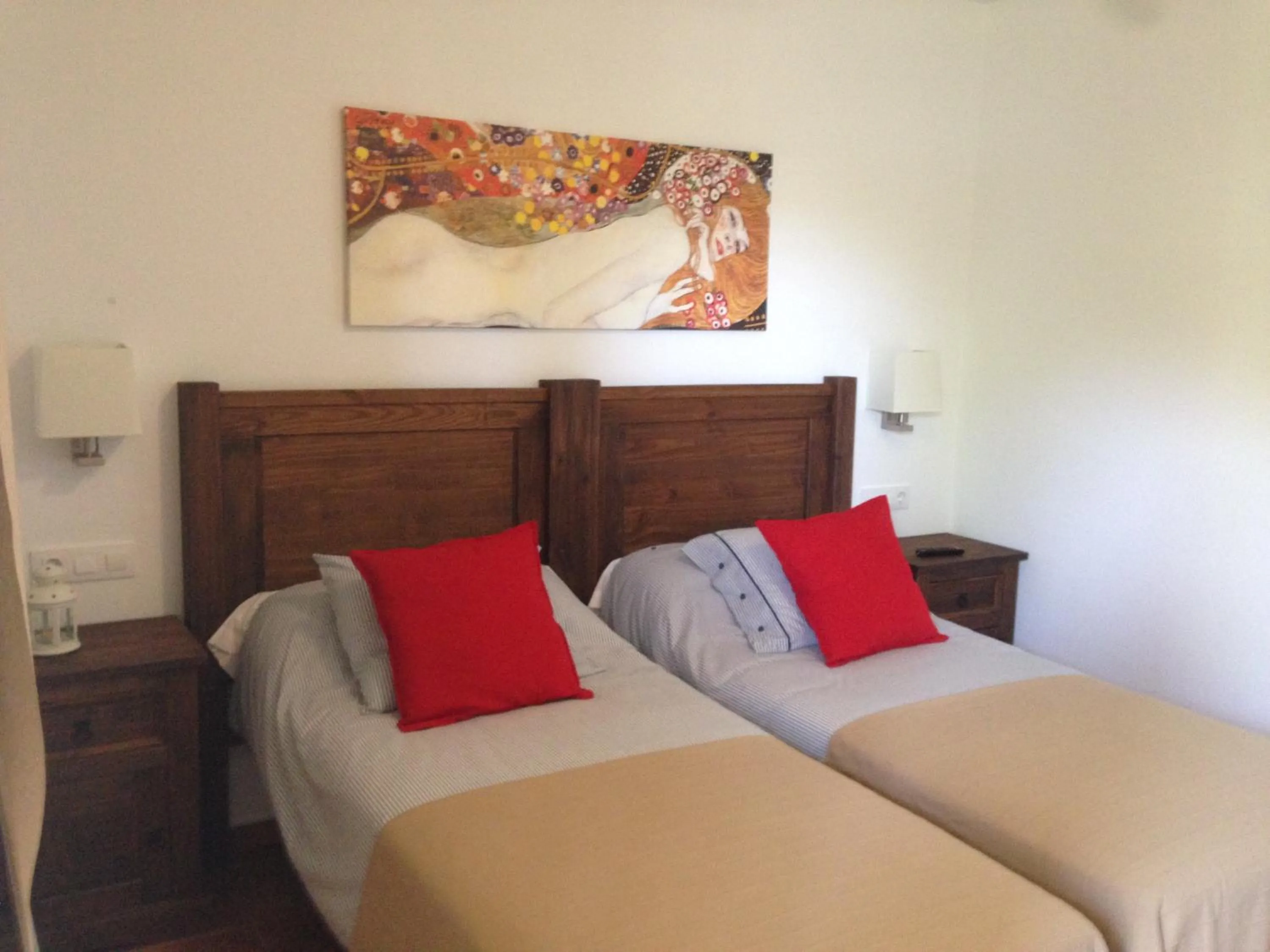 Photo of the whole room in Alojamiento Mesón el Pozuelo