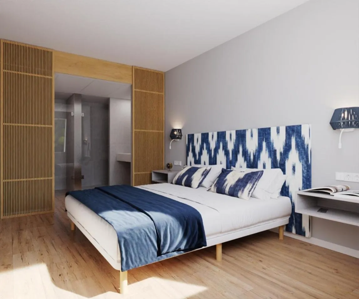 Bedroom, Bed in Blau Punta Reina