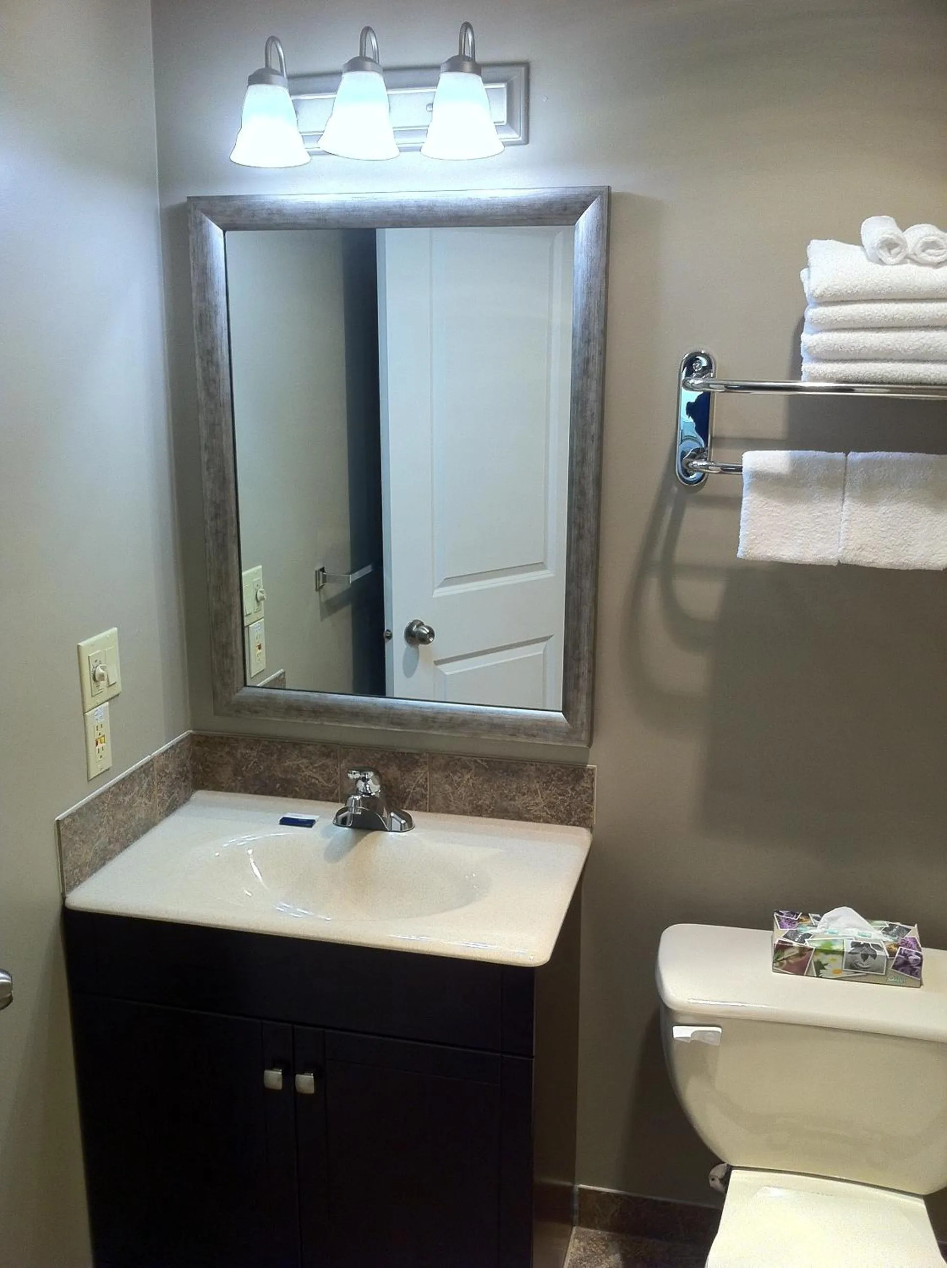 Bathroom in Siesta Suites