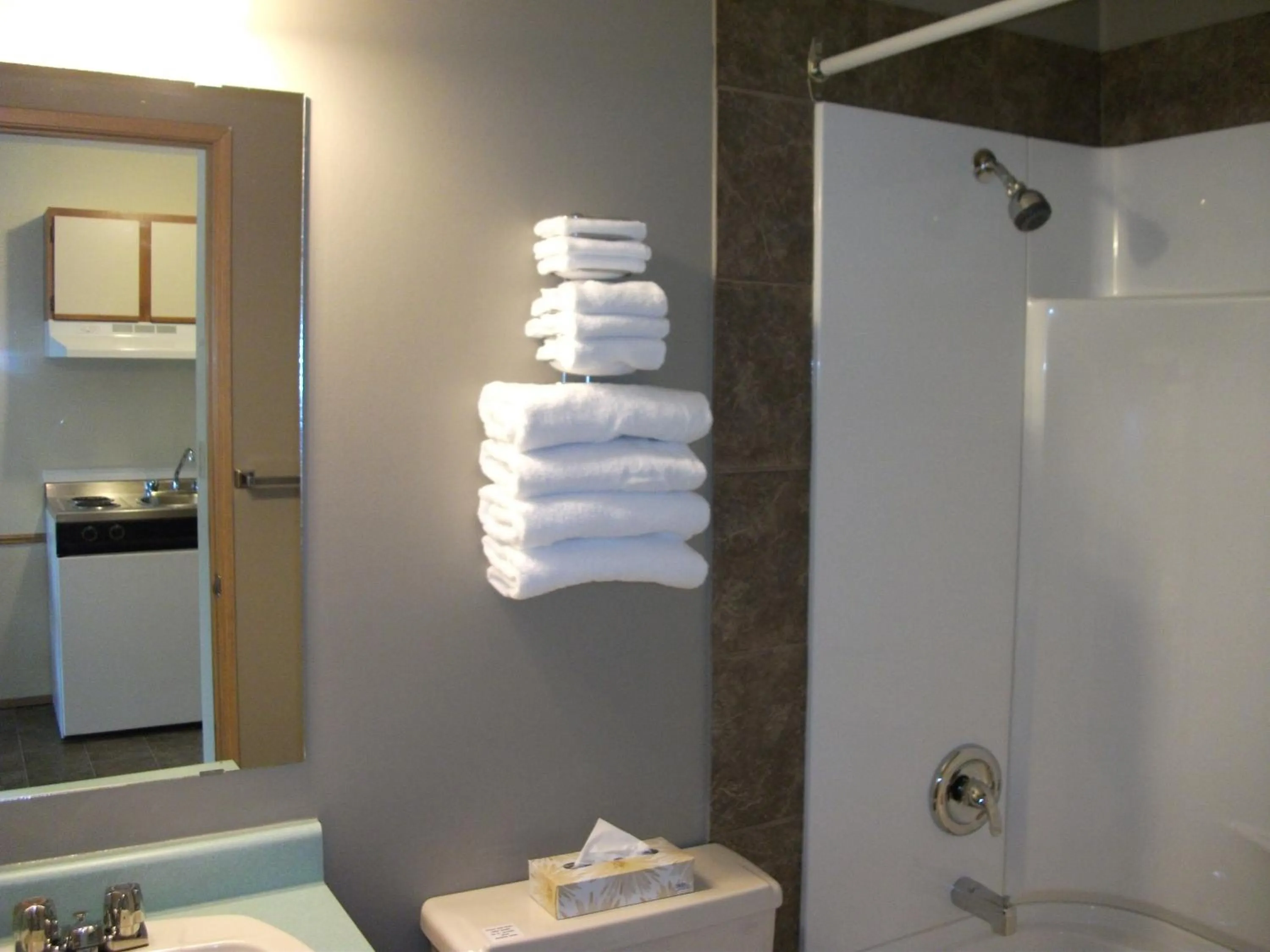 Bathroom in Siesta Suites