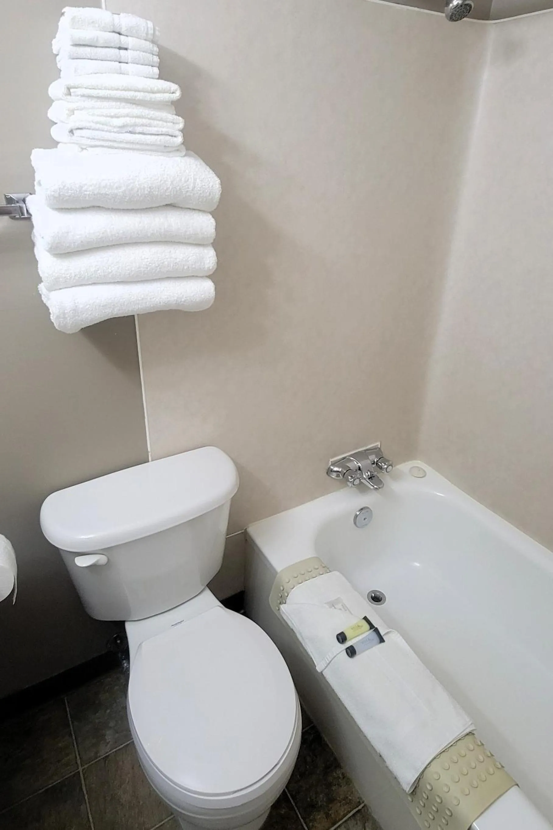 Shower in Siesta Suites