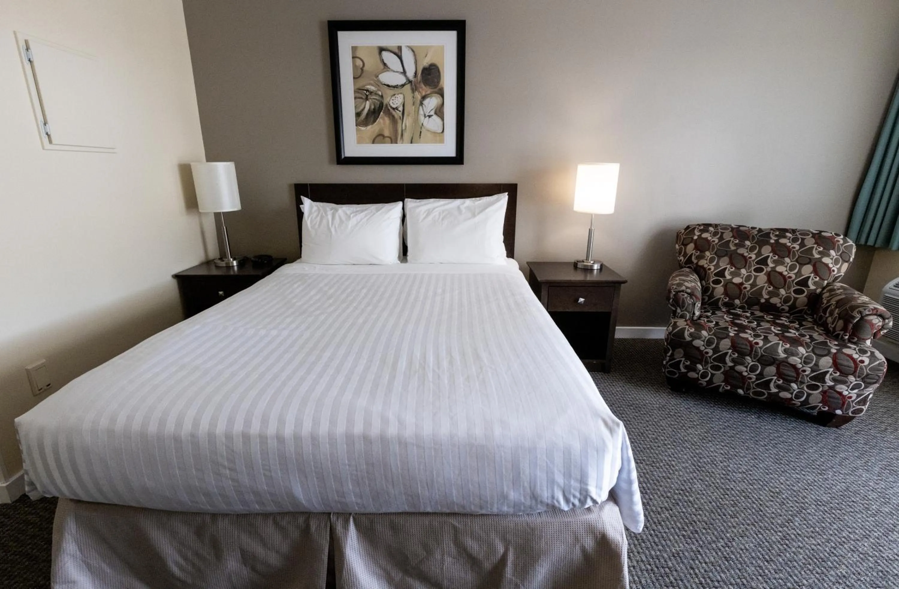 Living room, Bed in Siesta Suites