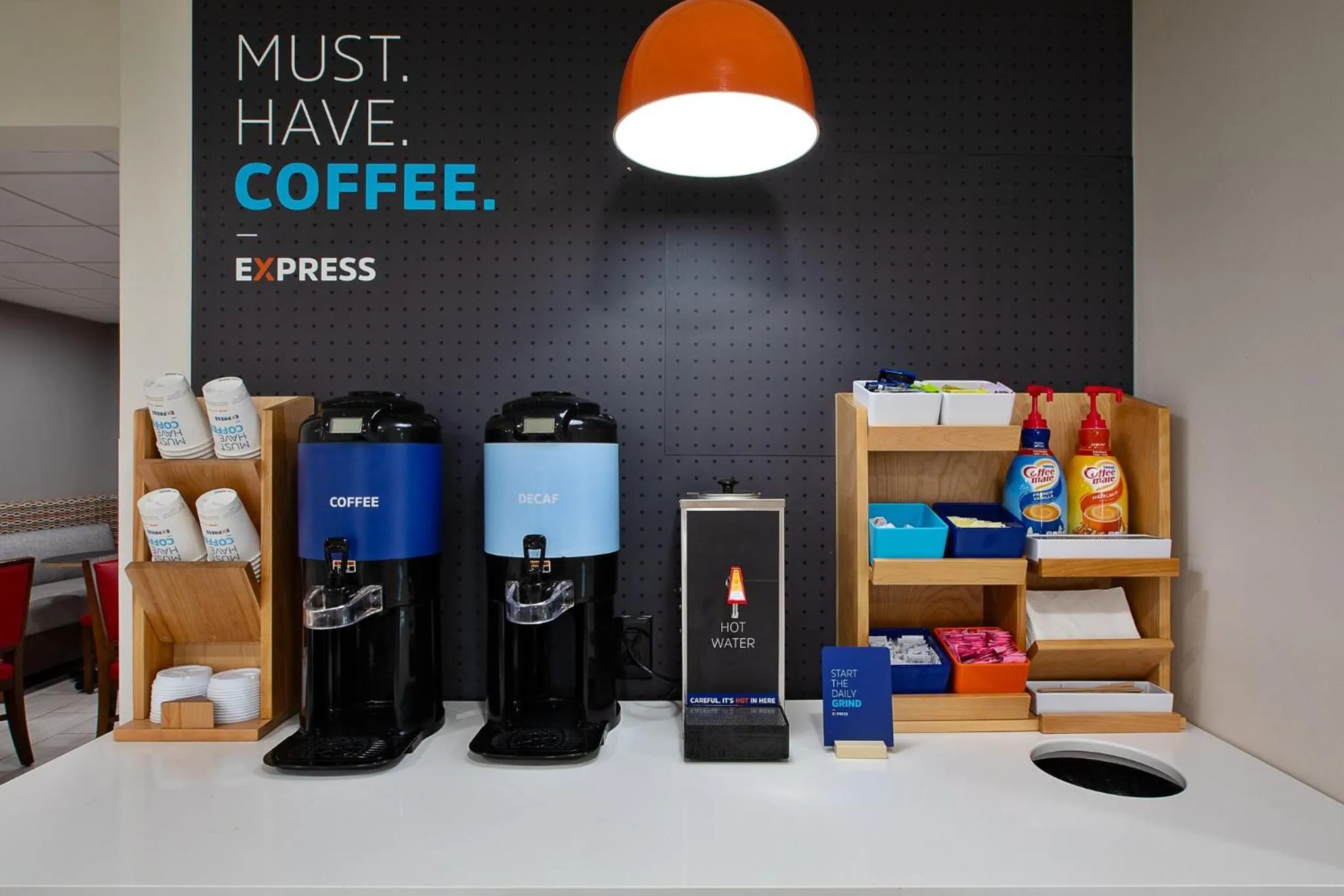 Lobby or reception in Holiday Inn Express Hotel & Suites Delaware-Columbus Area by IHG