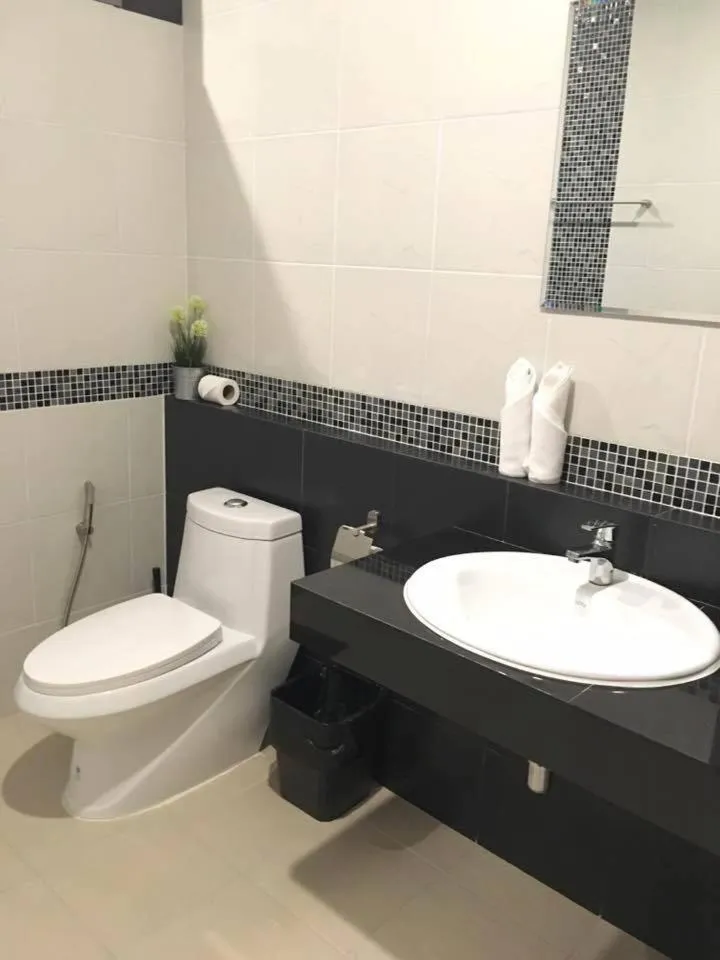 Bathroom in Tandeaw View