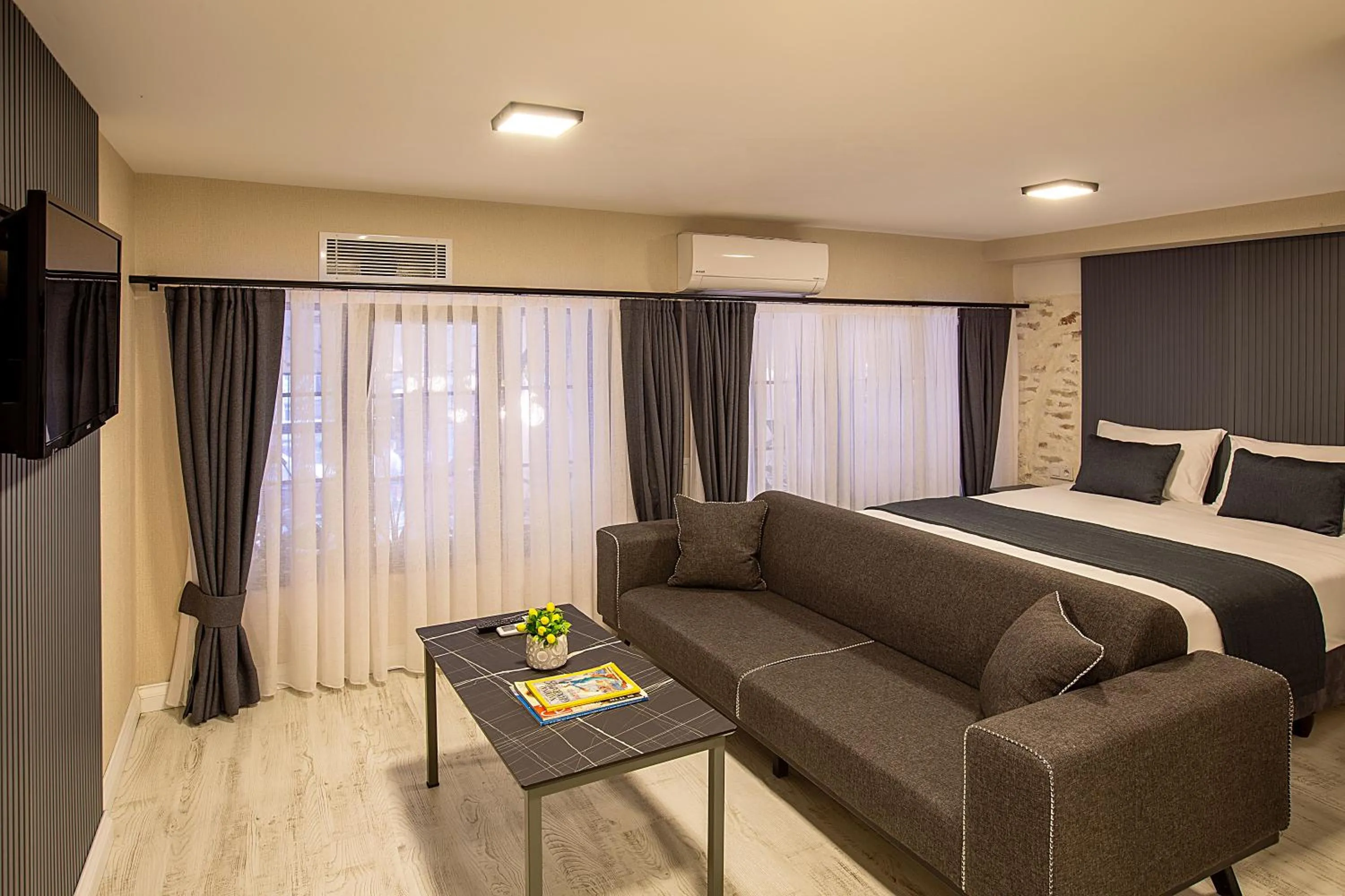 Bed in Moss Suites Hotel