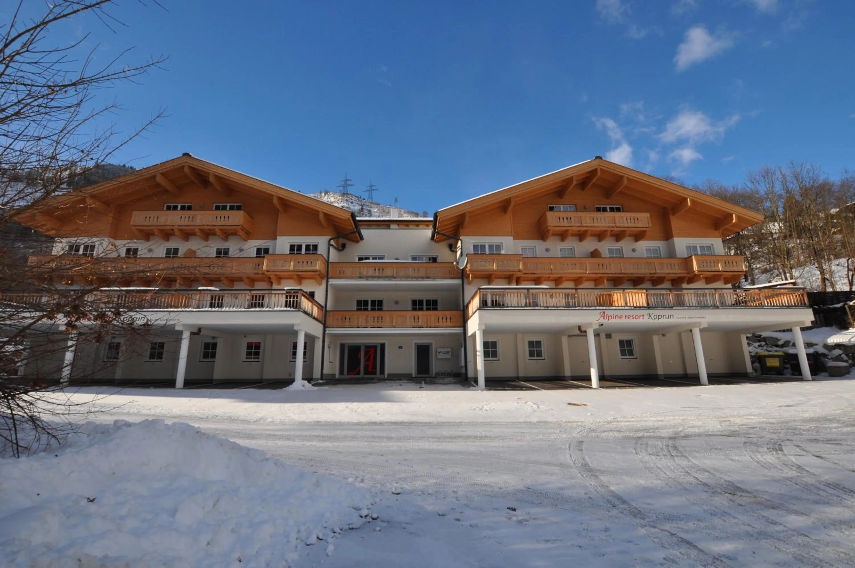 Facade/entrance in Alpine Resort by Alpin Rentals