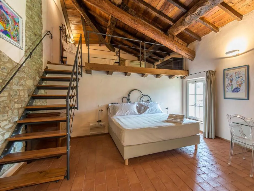 Photo of the whole room, Bed in Borgo Cadonega