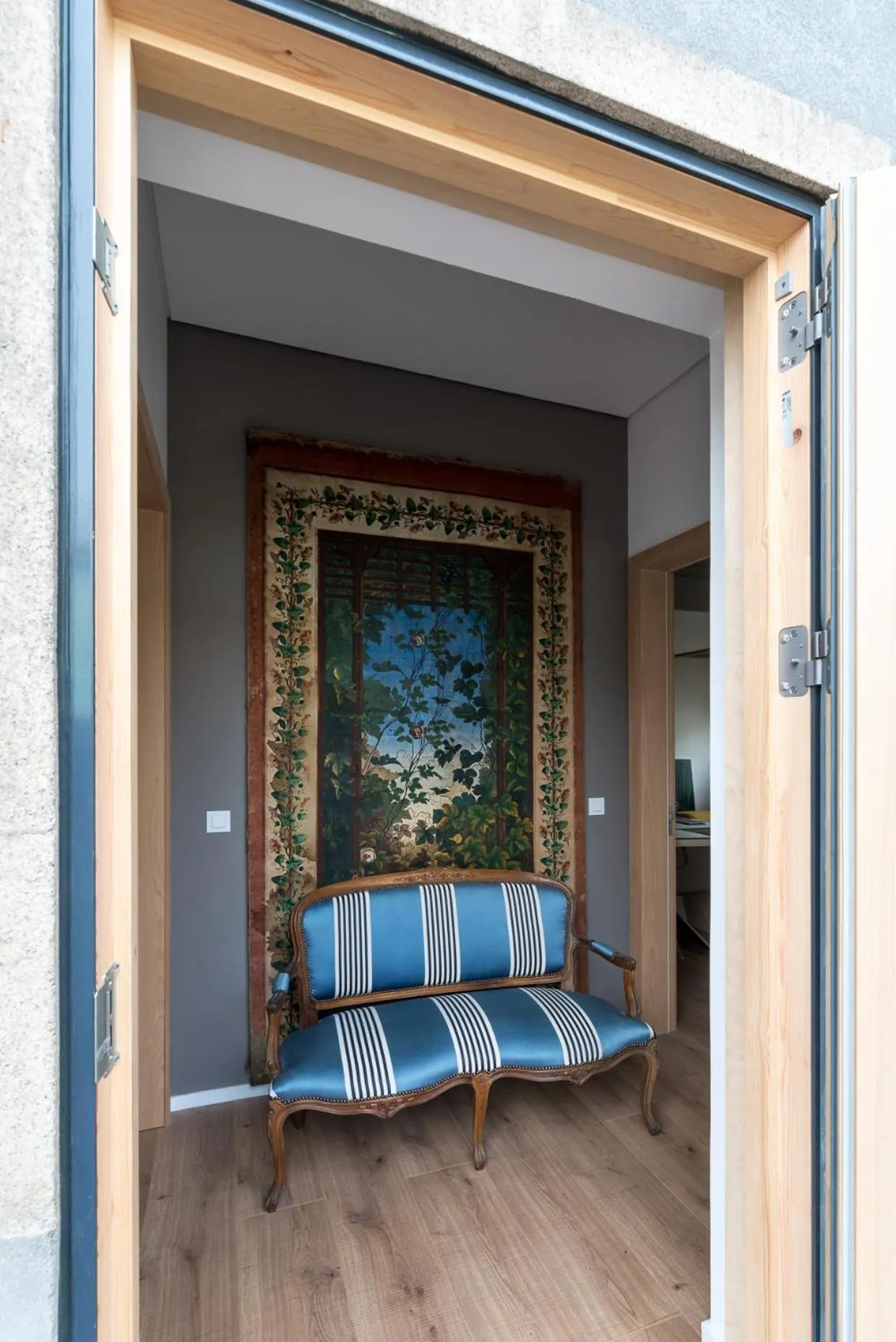 Property building, Bed in Charm Palace Porto