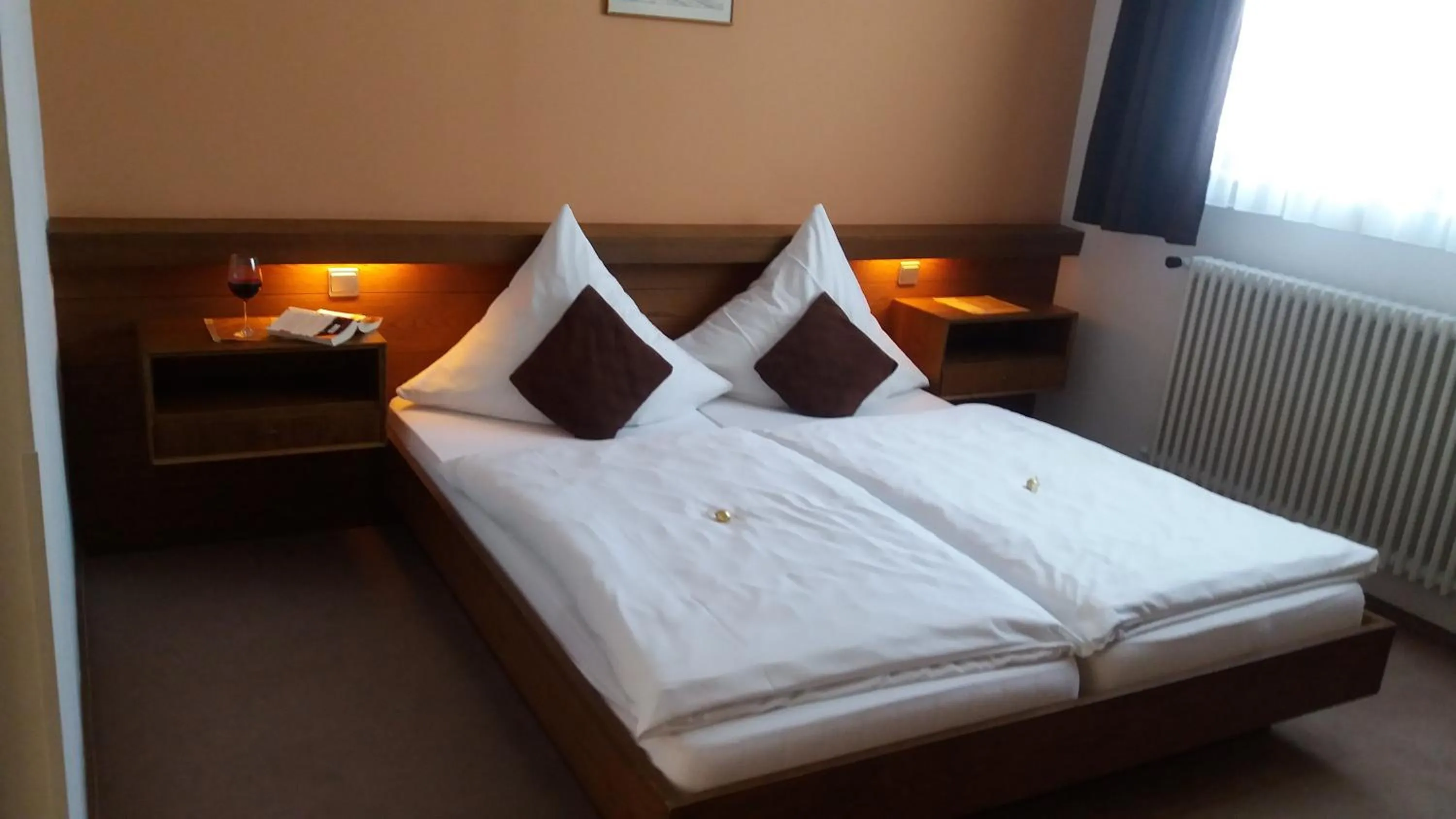 Bedroom, Bed in Gasthaus Finken