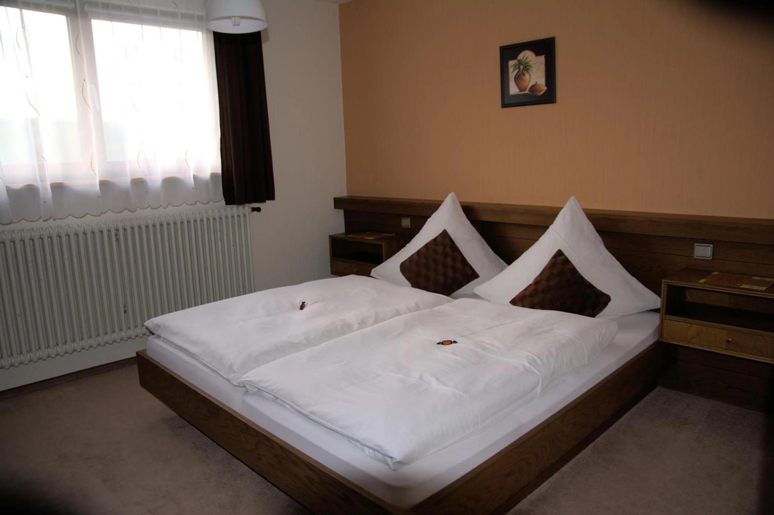 Bedroom, Bed in Gasthaus Finken