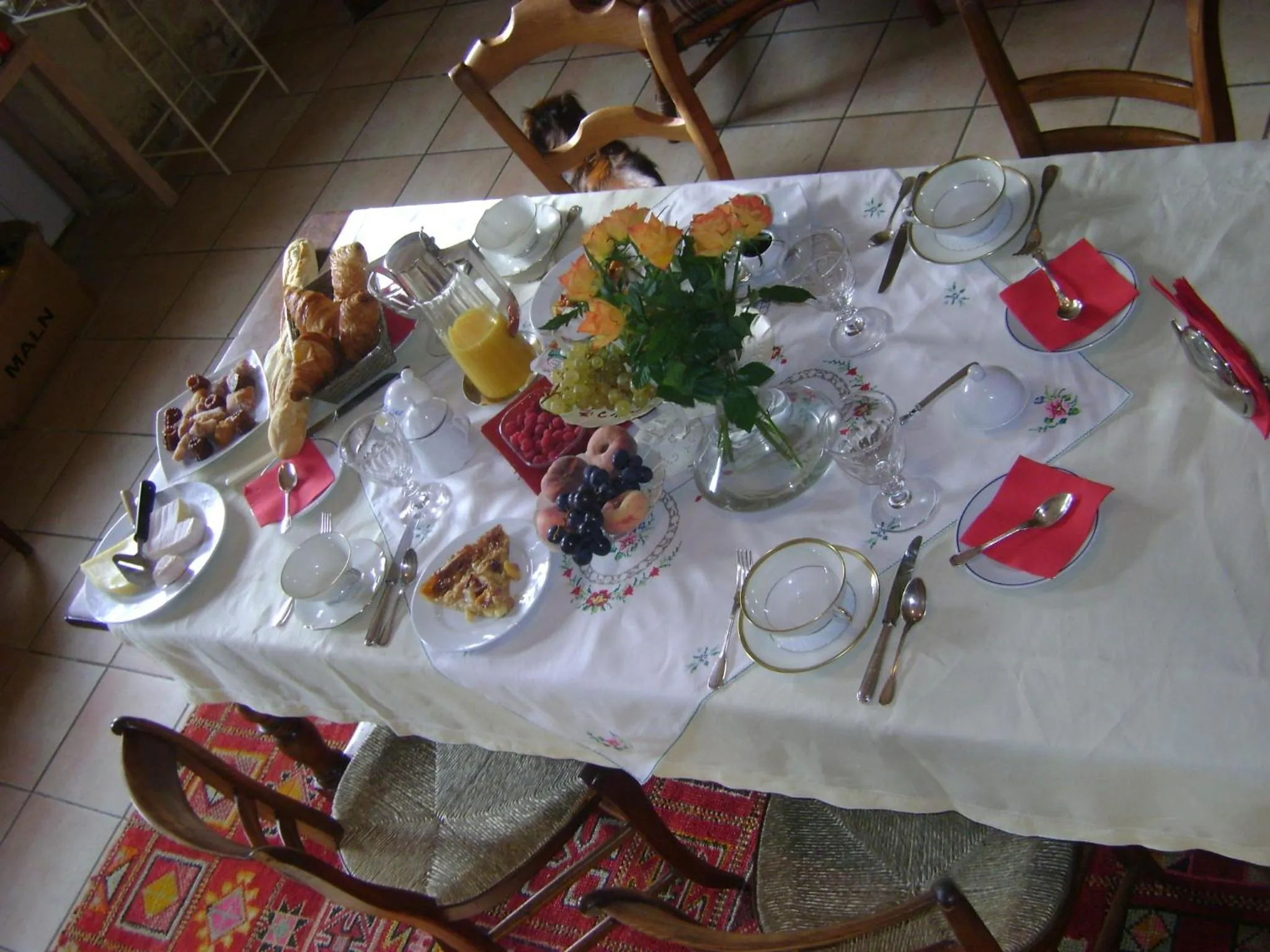 Food and drinks in Les 4 Eléments St Emilion