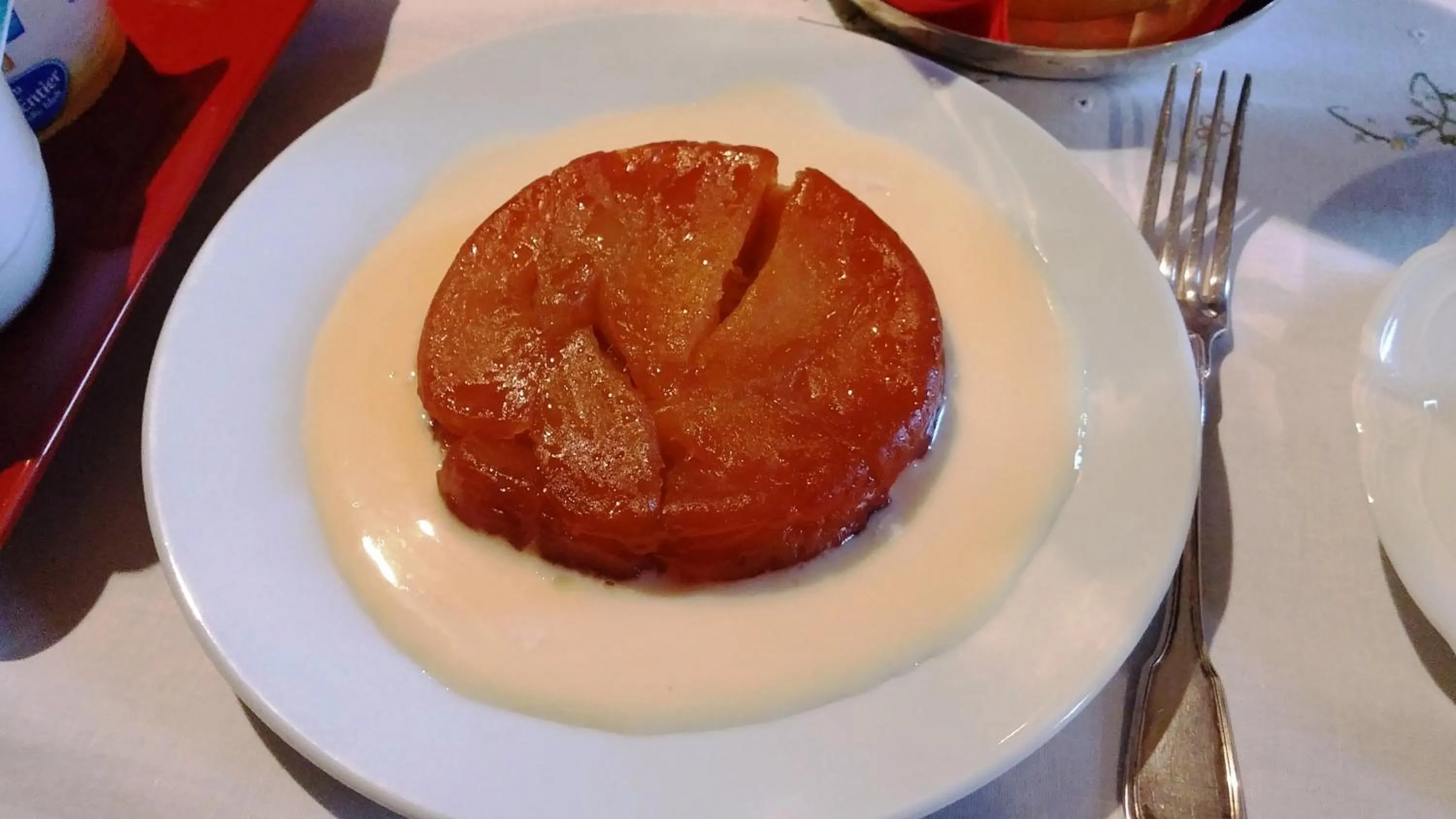 Breakfast in Les 4 Eléments St Emilion