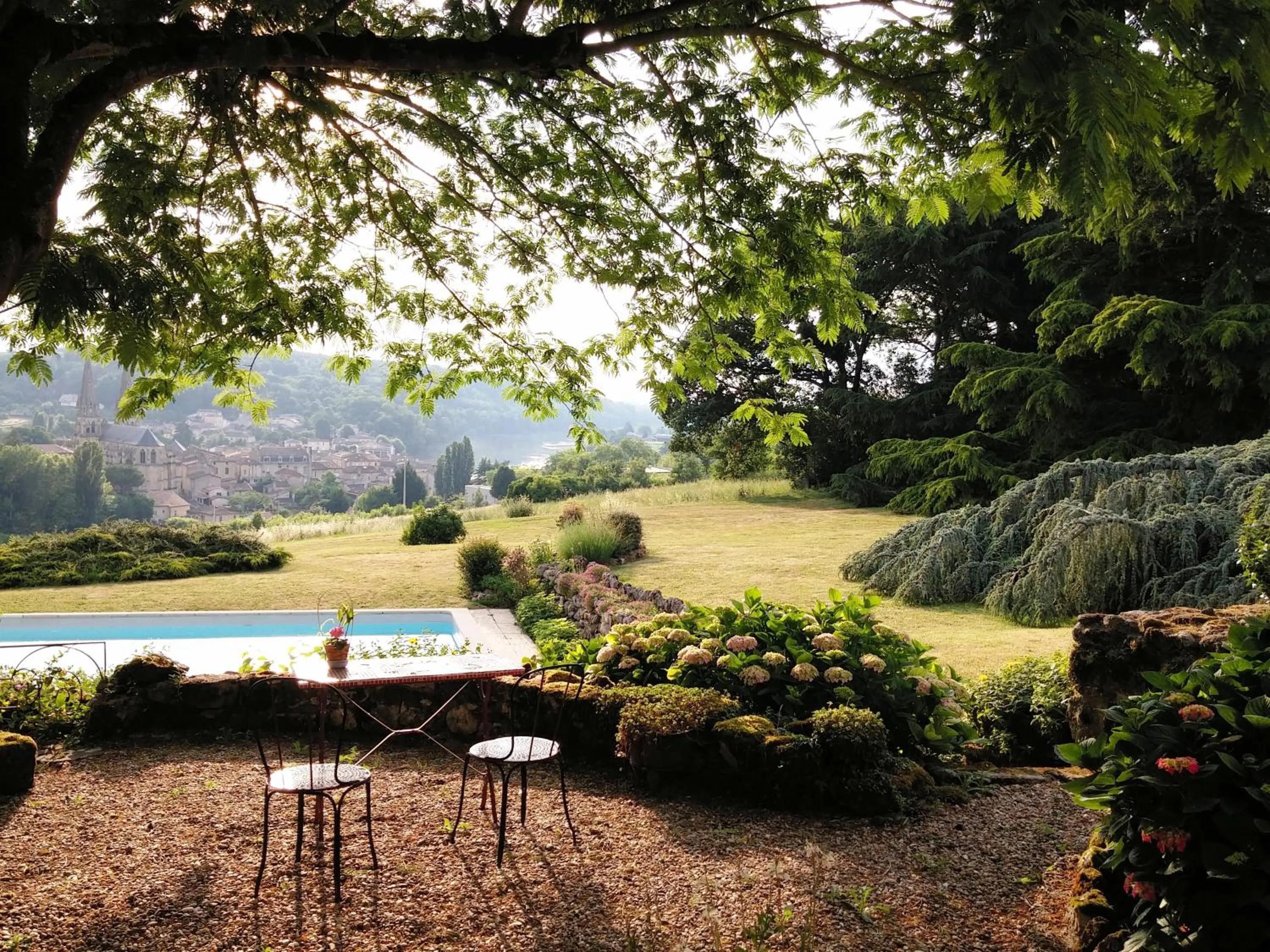 Patio in Les 4 Eléments St Emilion