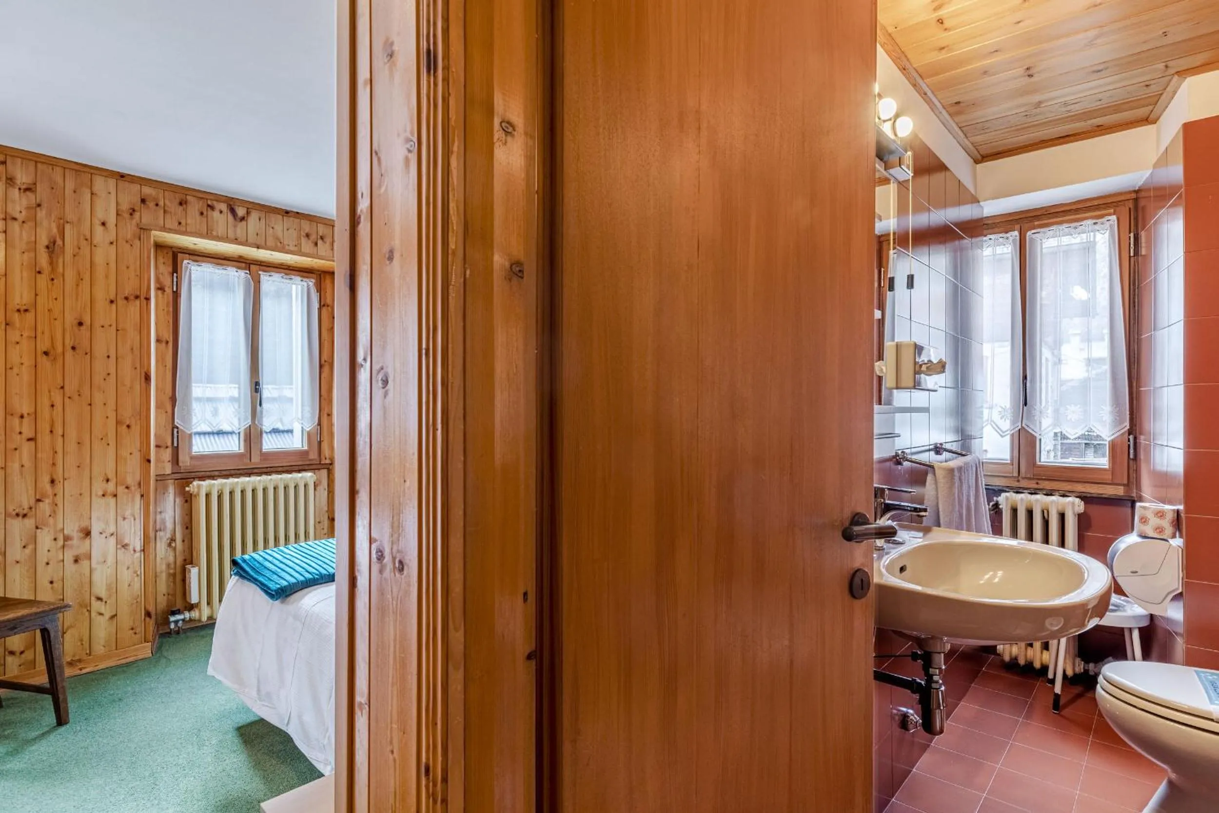 Bathroom in Hotel Signal