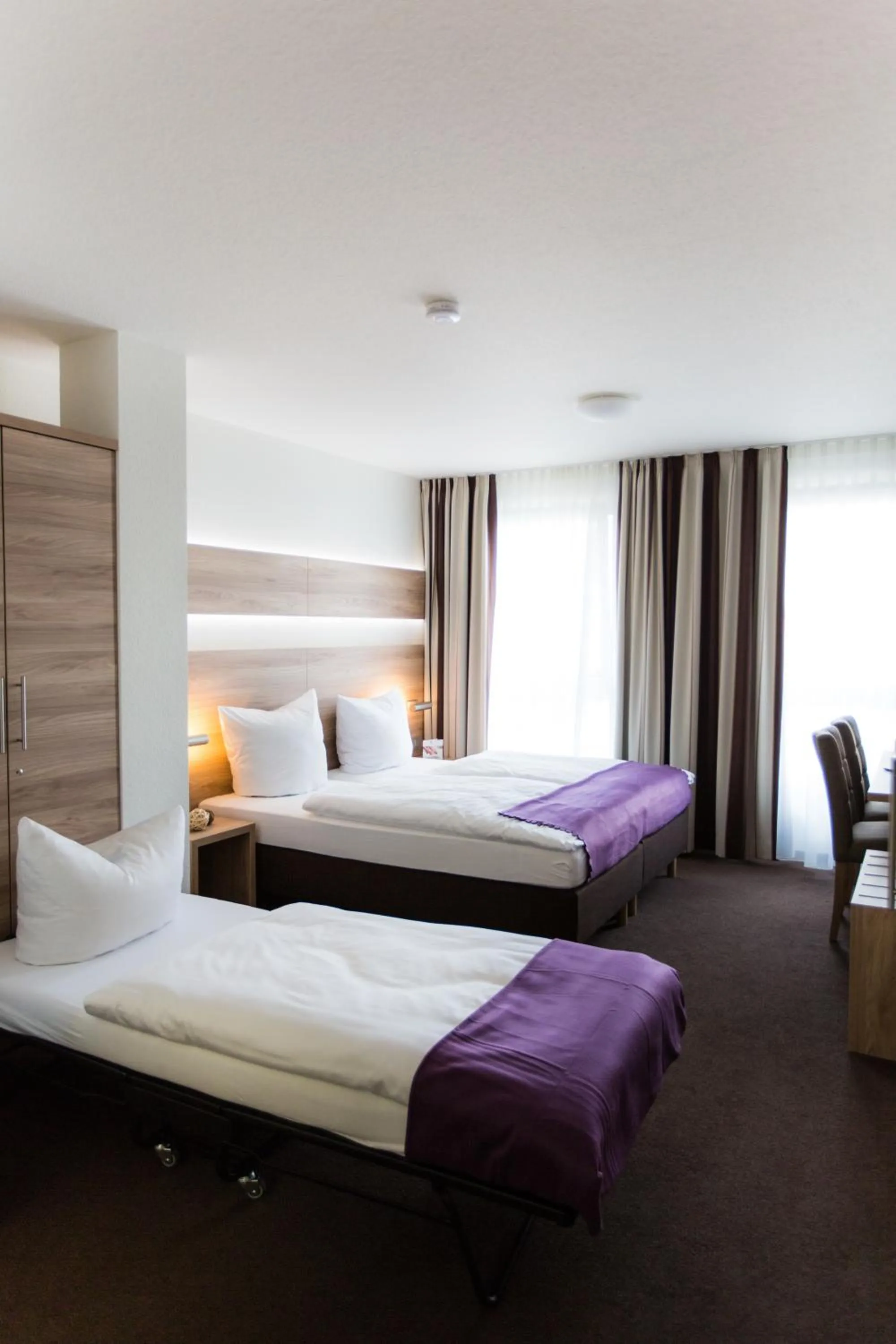 Day, Bed in Hotel & Restaurant Rose