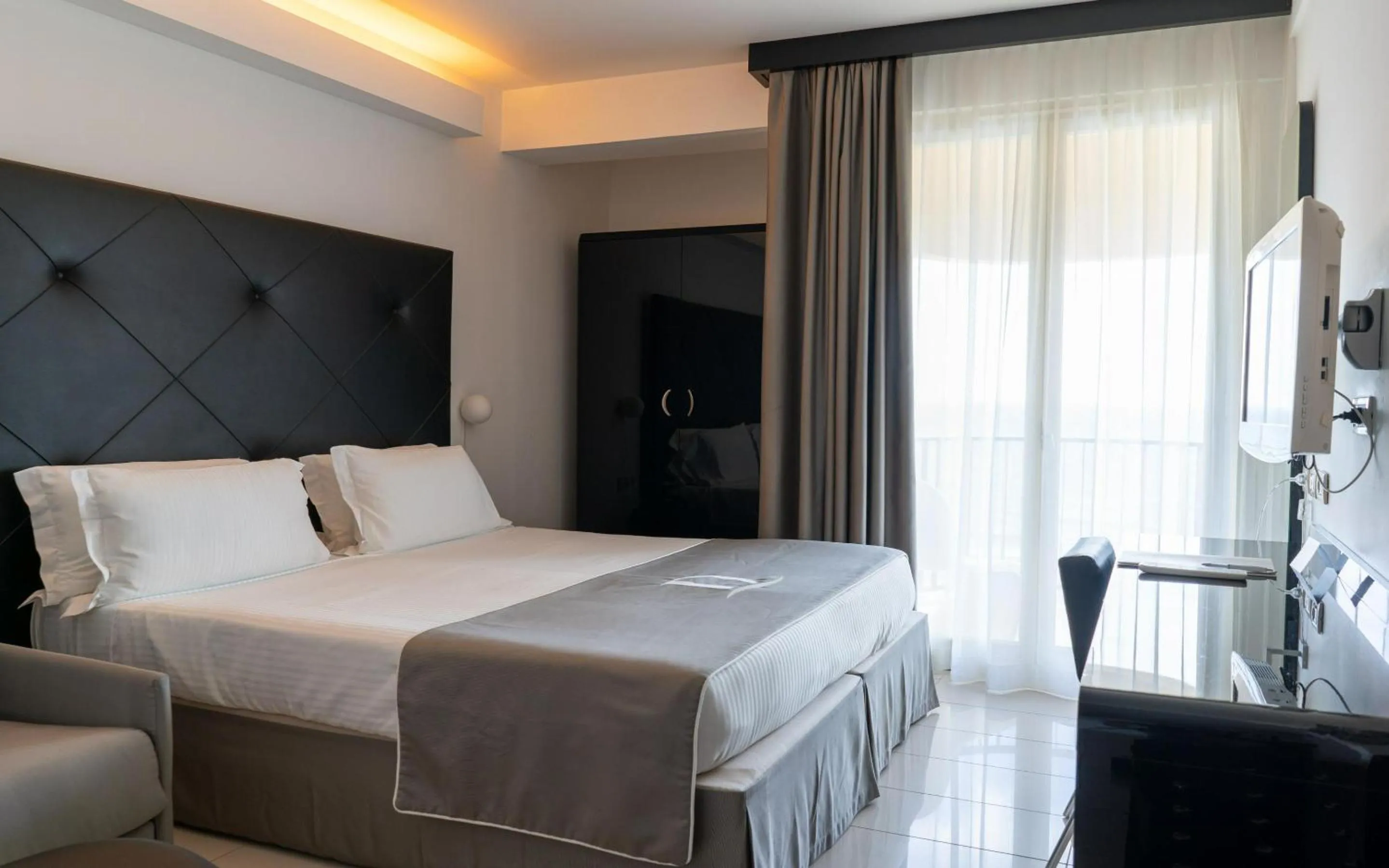 Bed in Domina Zagarella Sicily