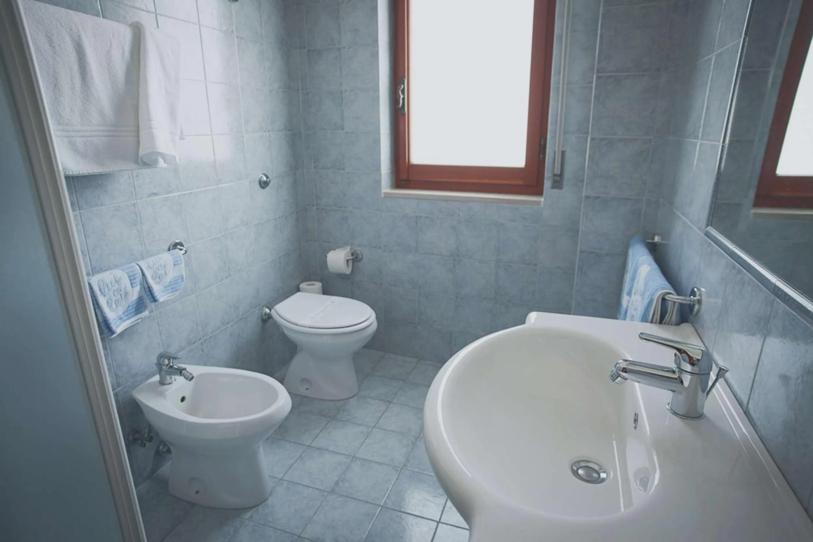 Bathroom in Hotel Rio