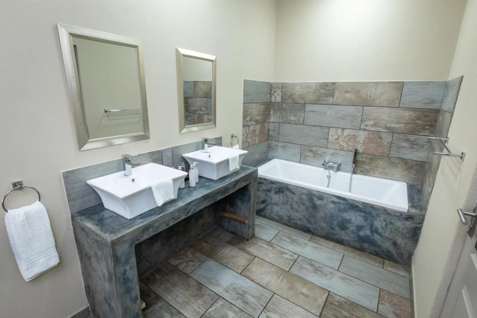 Bathroom in The Belgium Inn