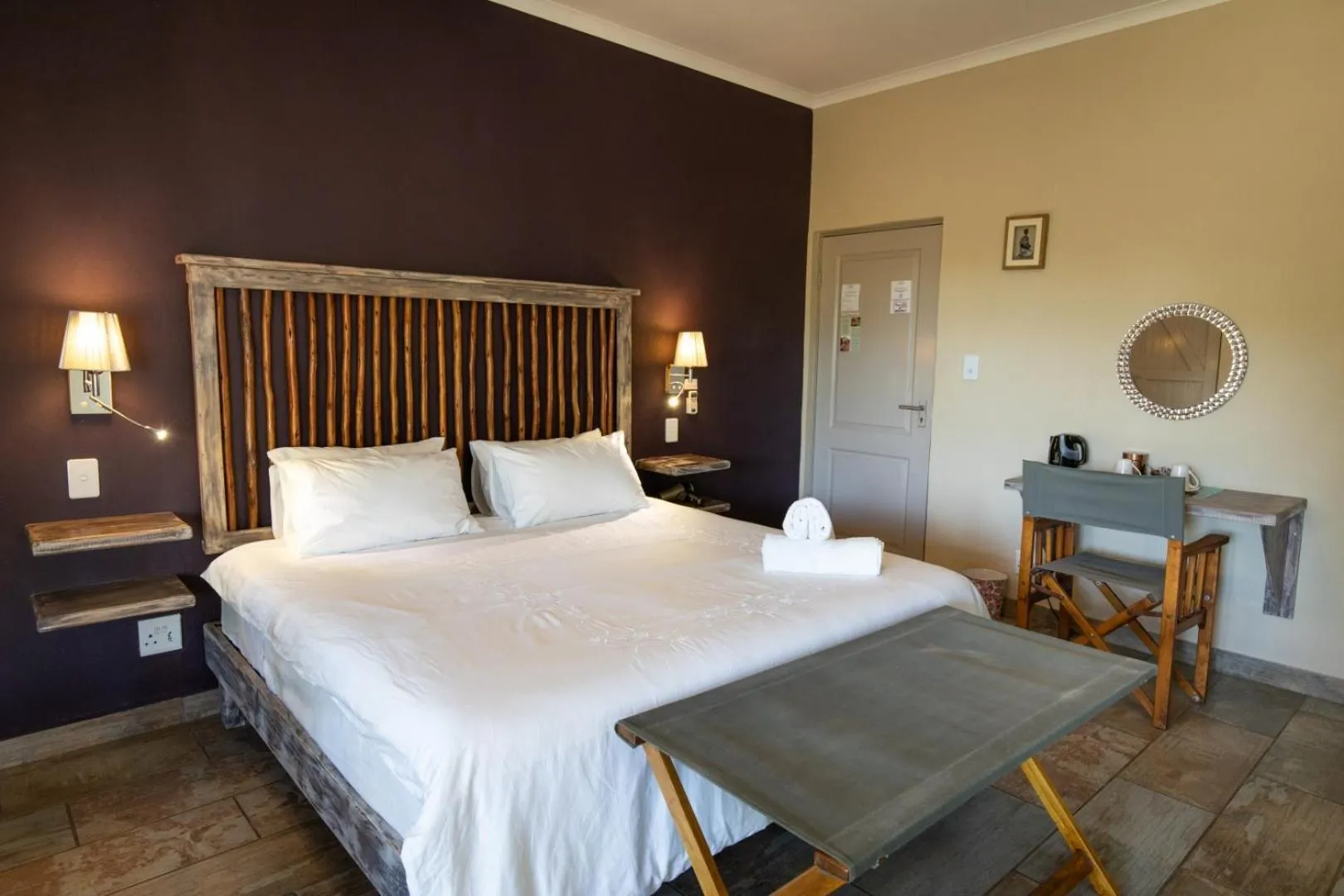 Bedroom, Bed in The Belgium Inn