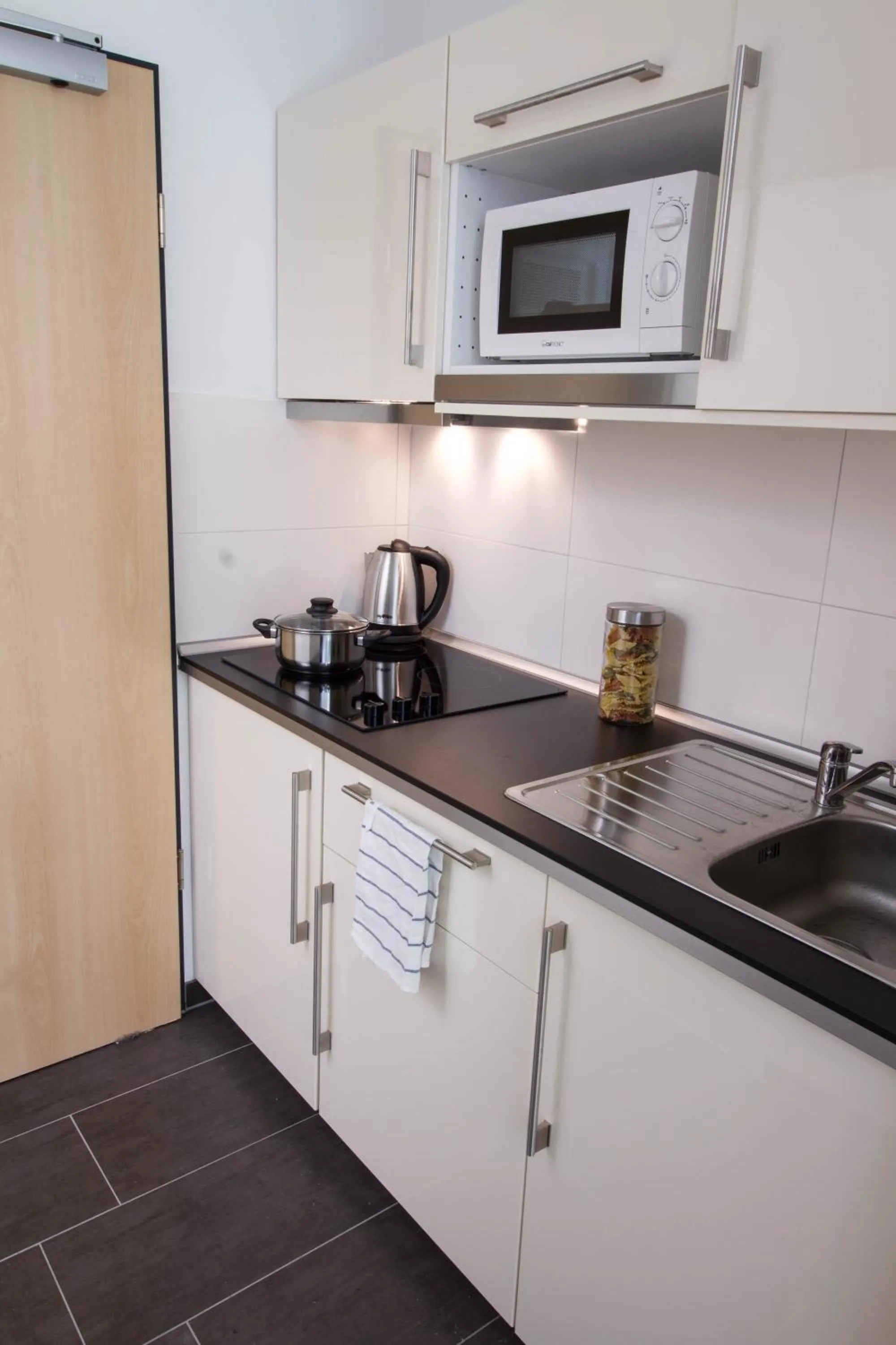 Coffee/tea facilities in Boardinghouse-Ebenhausen