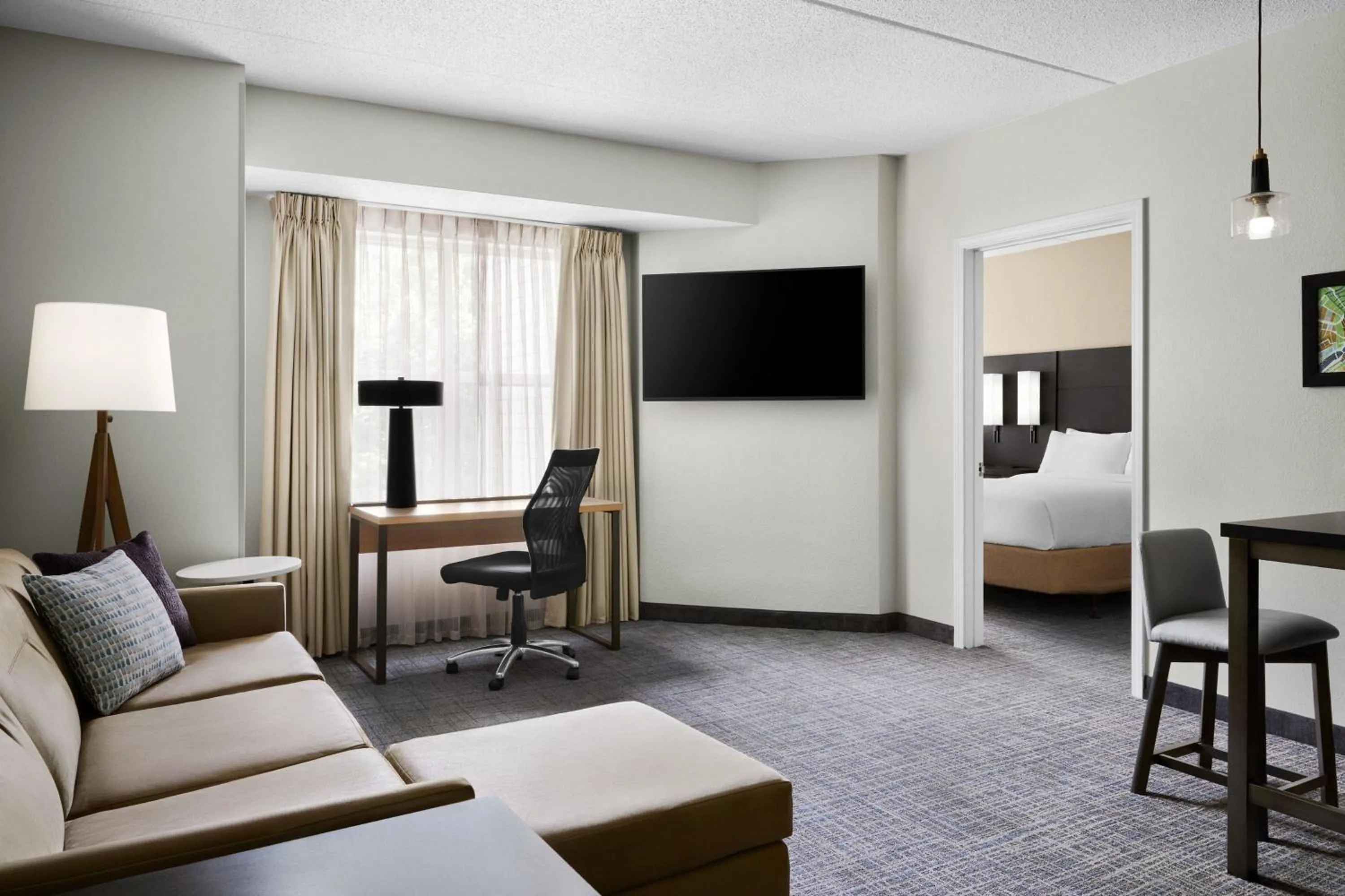 Bedroom, Bed in Residence Inn by Marriott Philadelphia Langhorne