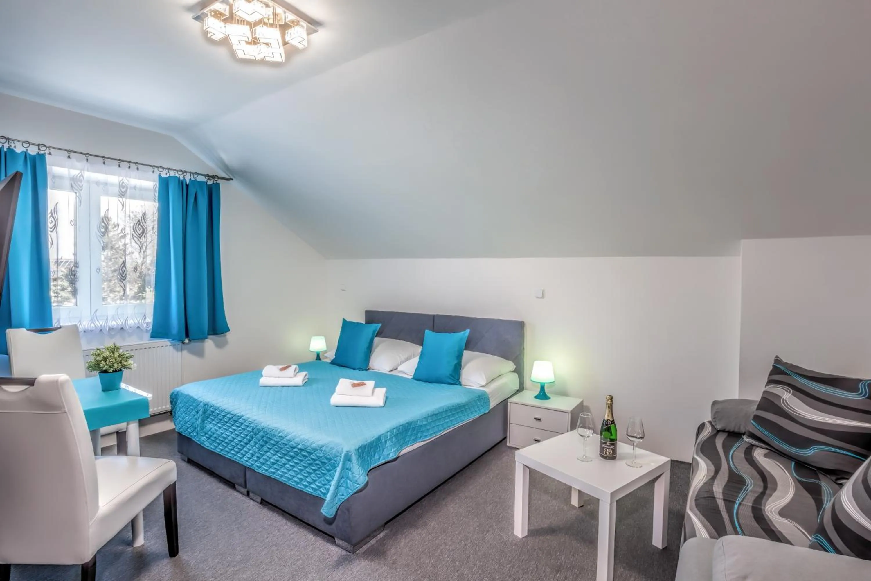 Family, Bed in Elendris - Ubytování u kostela