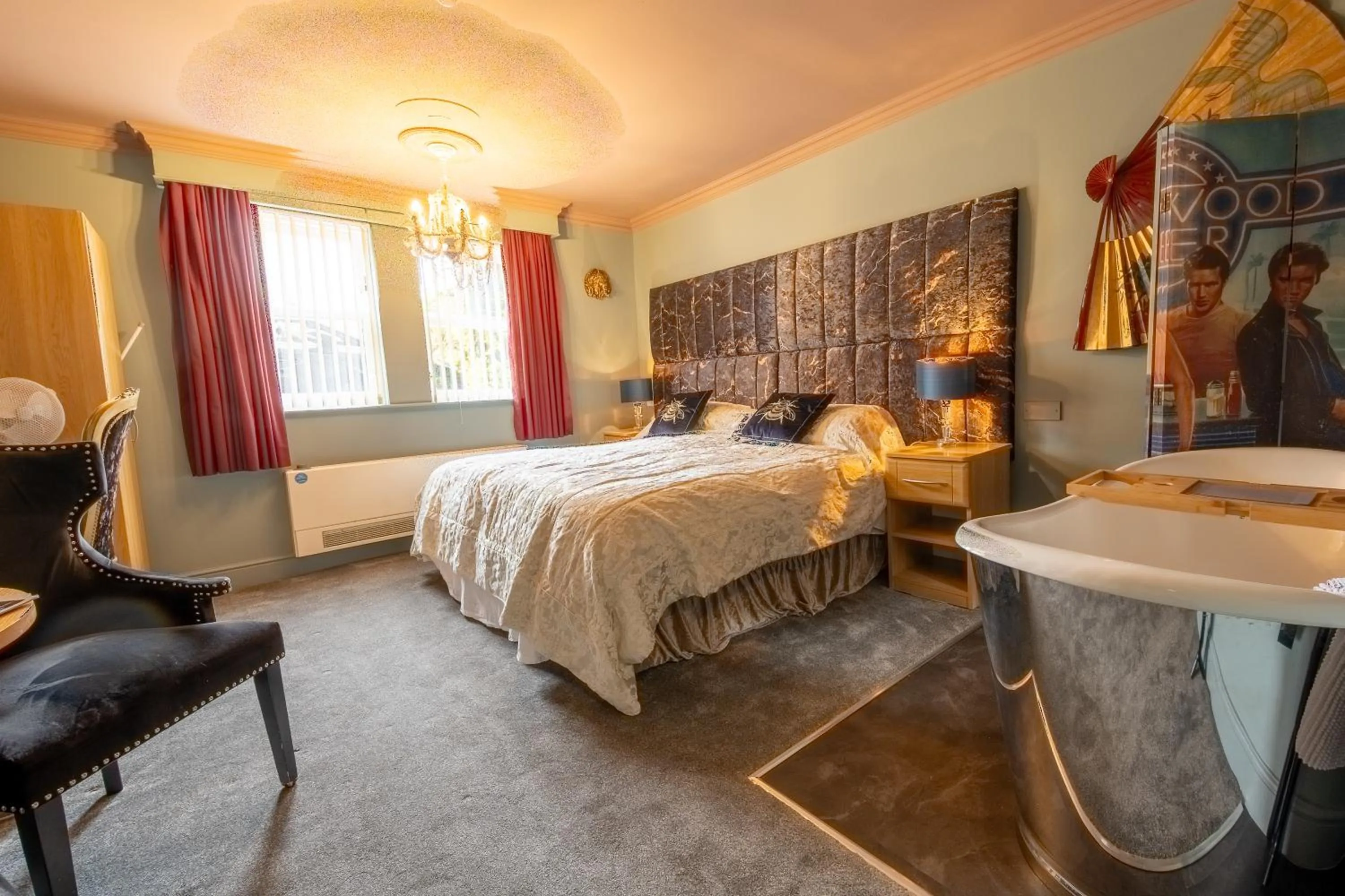 Photo of the whole room, Bed in Brockley Hall Hotel